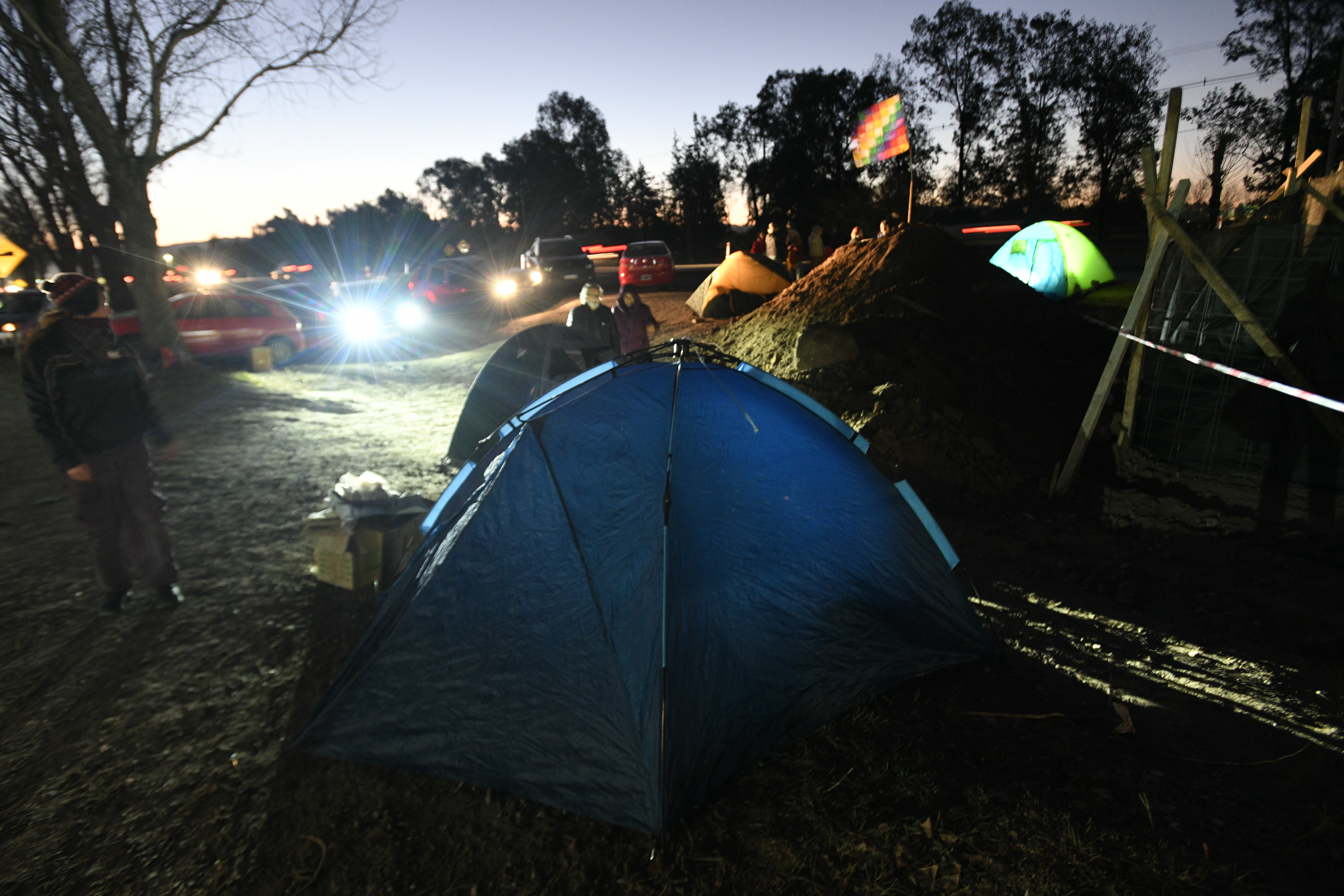 Ambientalistas dijeron que continuarán con el acampe. (Javier Ferreyra / LaVoz)