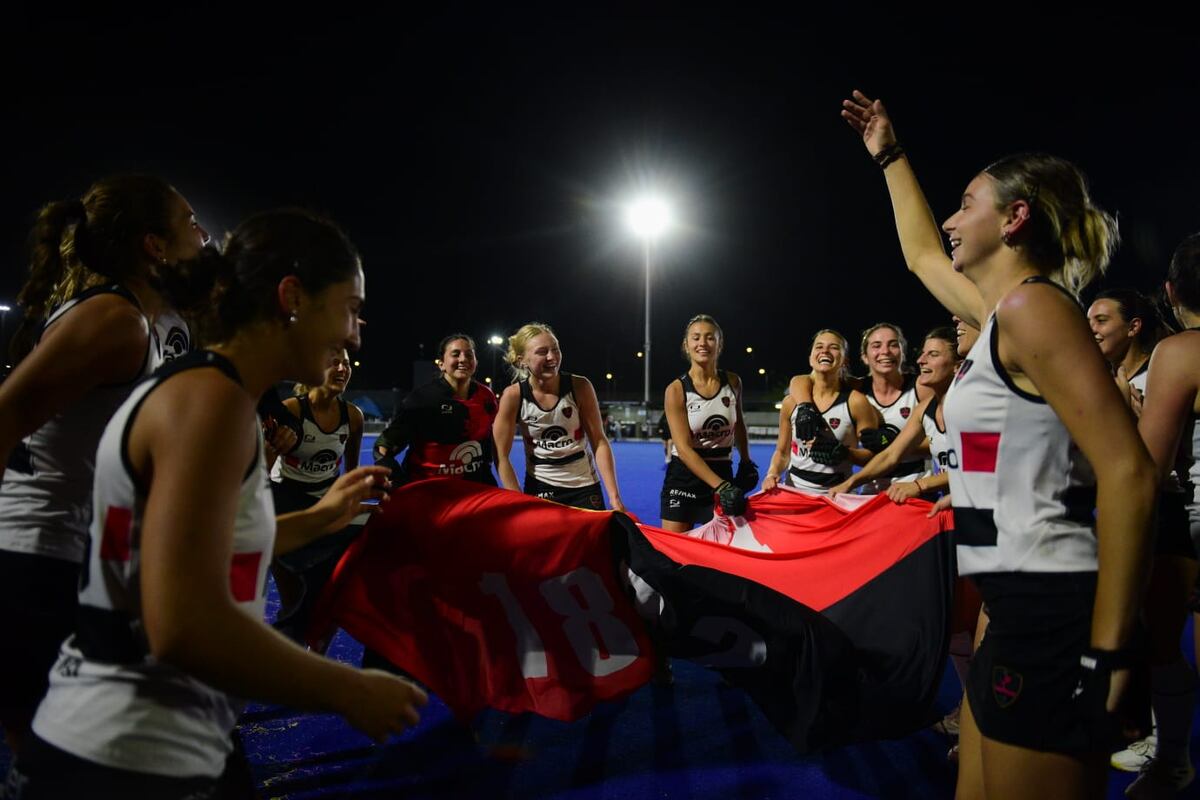 Córdoba Athletic, las reinas del hockey femenino cordobés este 2025. (José Gabriel Hernández / La Voz).