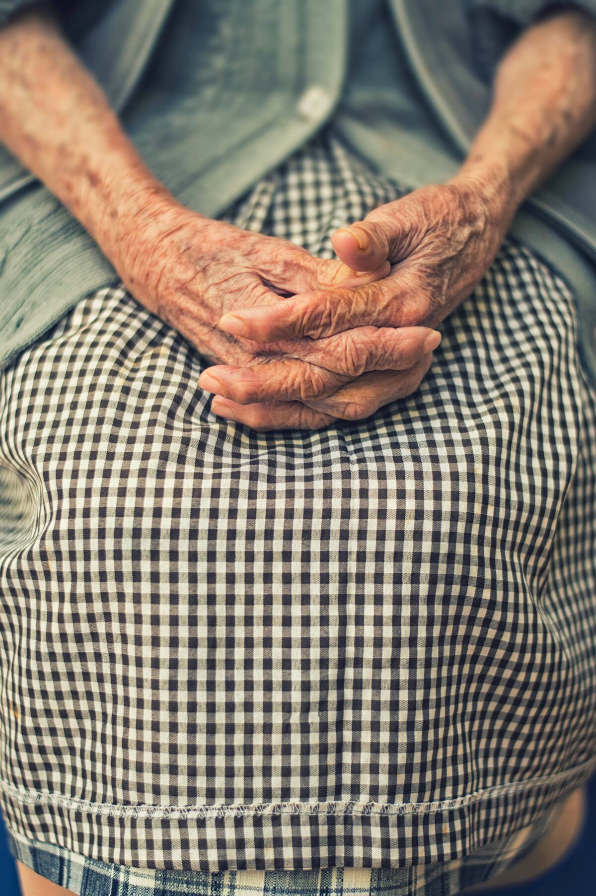 Científicos descubrieron que la enzima agmatinasa actúa como un “reloj metabólico” que regula el envejecimiento celular. (Unsplash)