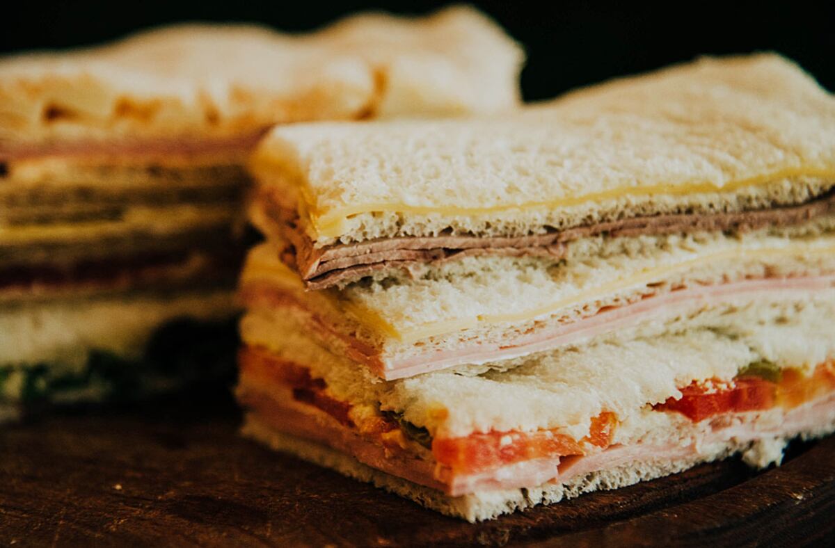 Fabricando sandwiches desde 1975. / Especial Lomitos 2021
