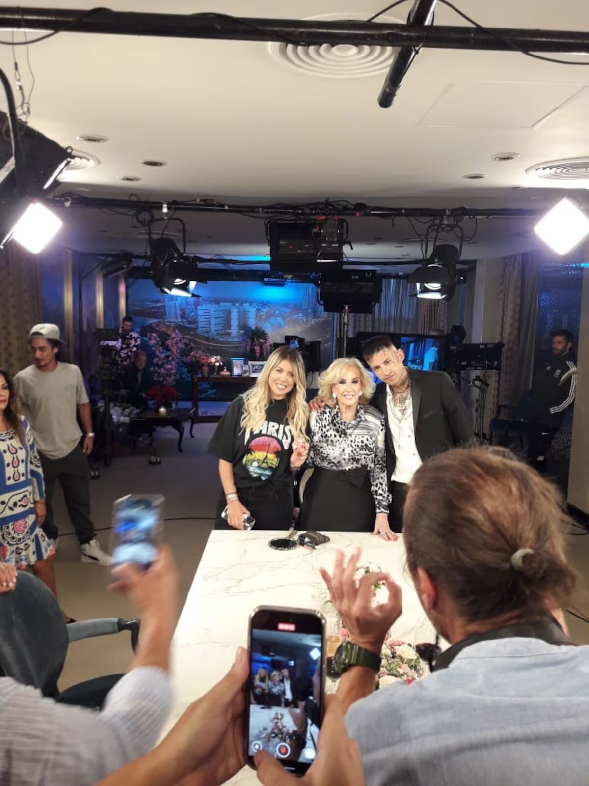 Wanda Nara y L-Gante en la grabación del programa de Mirtha Legrand.