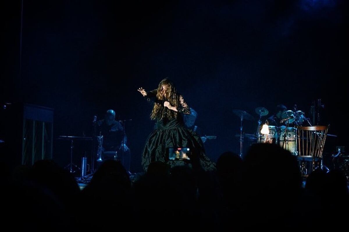 Natalia Lafourcade, casi una criatura de Tim Burton. (Instagram @natalialafourcade)