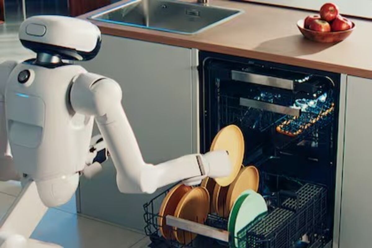 CES 2026: así es CLOiD, el robot doméstico de LG que cocina y dobla la ropa en casa