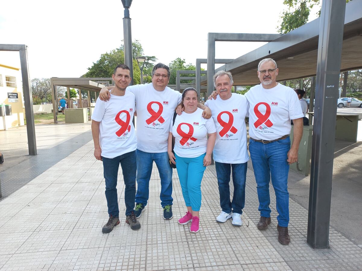 Joaquin Aguirre, junto a los intendentes de Jesús María, Colonia Caroya y Sinsacate (La Voz)