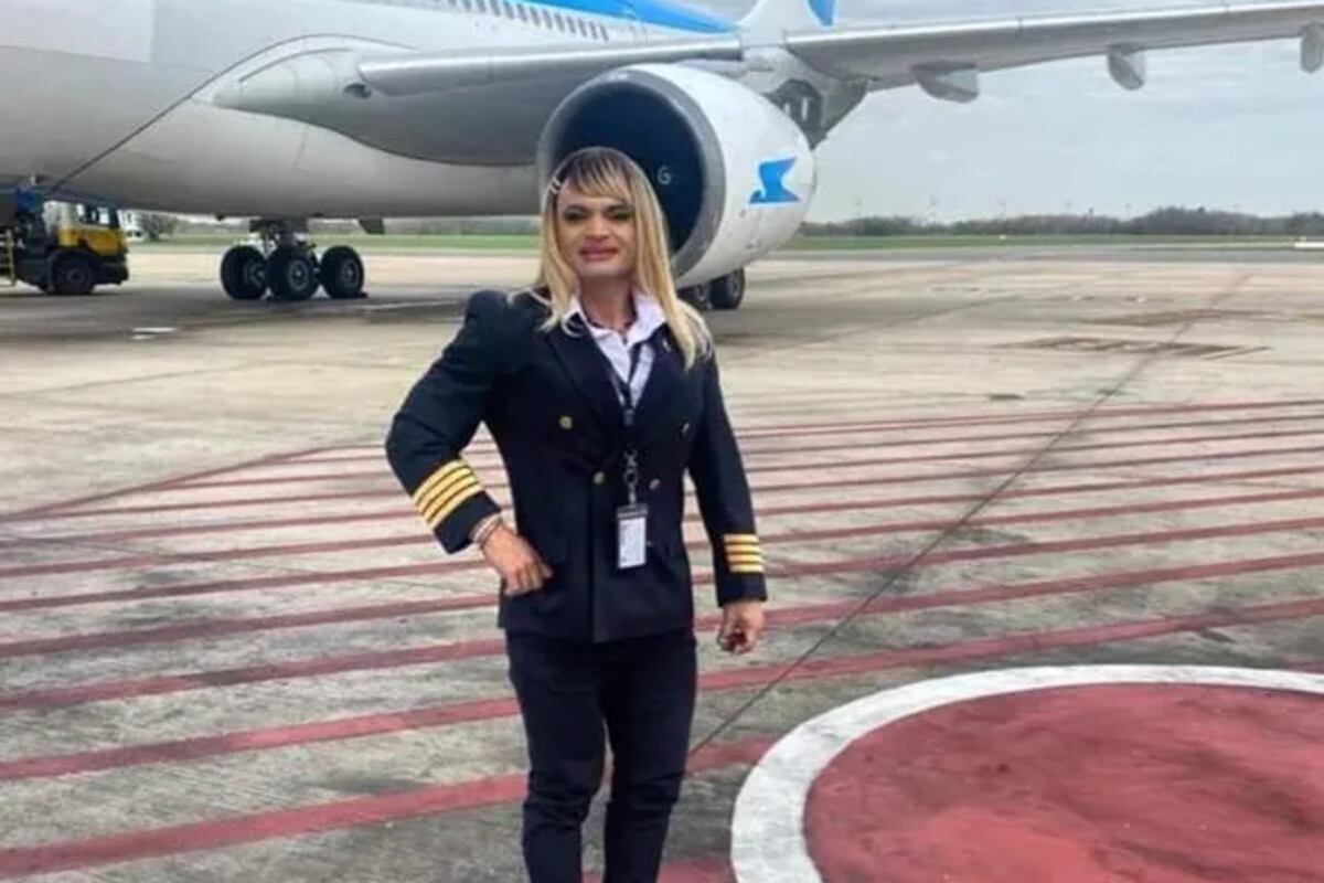 Traniela Carle Campolieto, la primera pilota trans de Aerolíneas Argentinas. (Facebook)