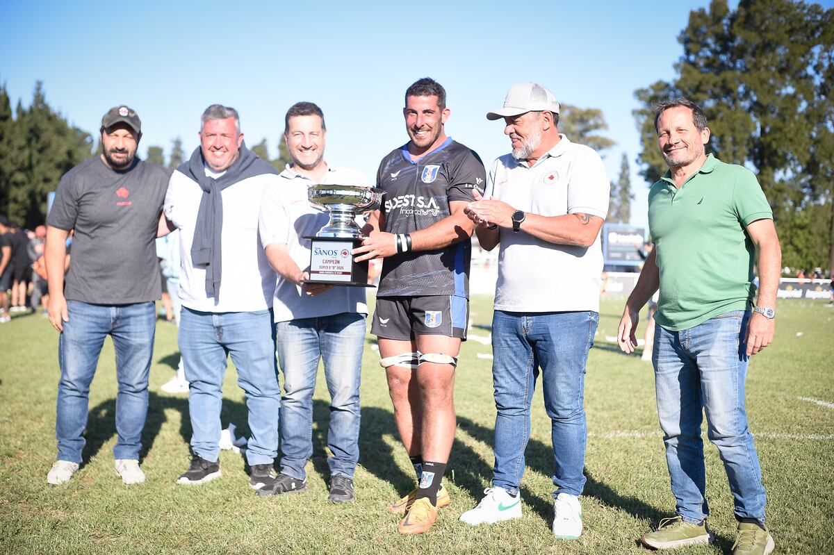 Los Cuervos derrotaron a Alta Gracia este domingo en la final del Super 9B y se coronaron campeones de la segunda categoría del rugby cordobés. (Crédito: César Heredia / Unión Cordobesa de Rugby)