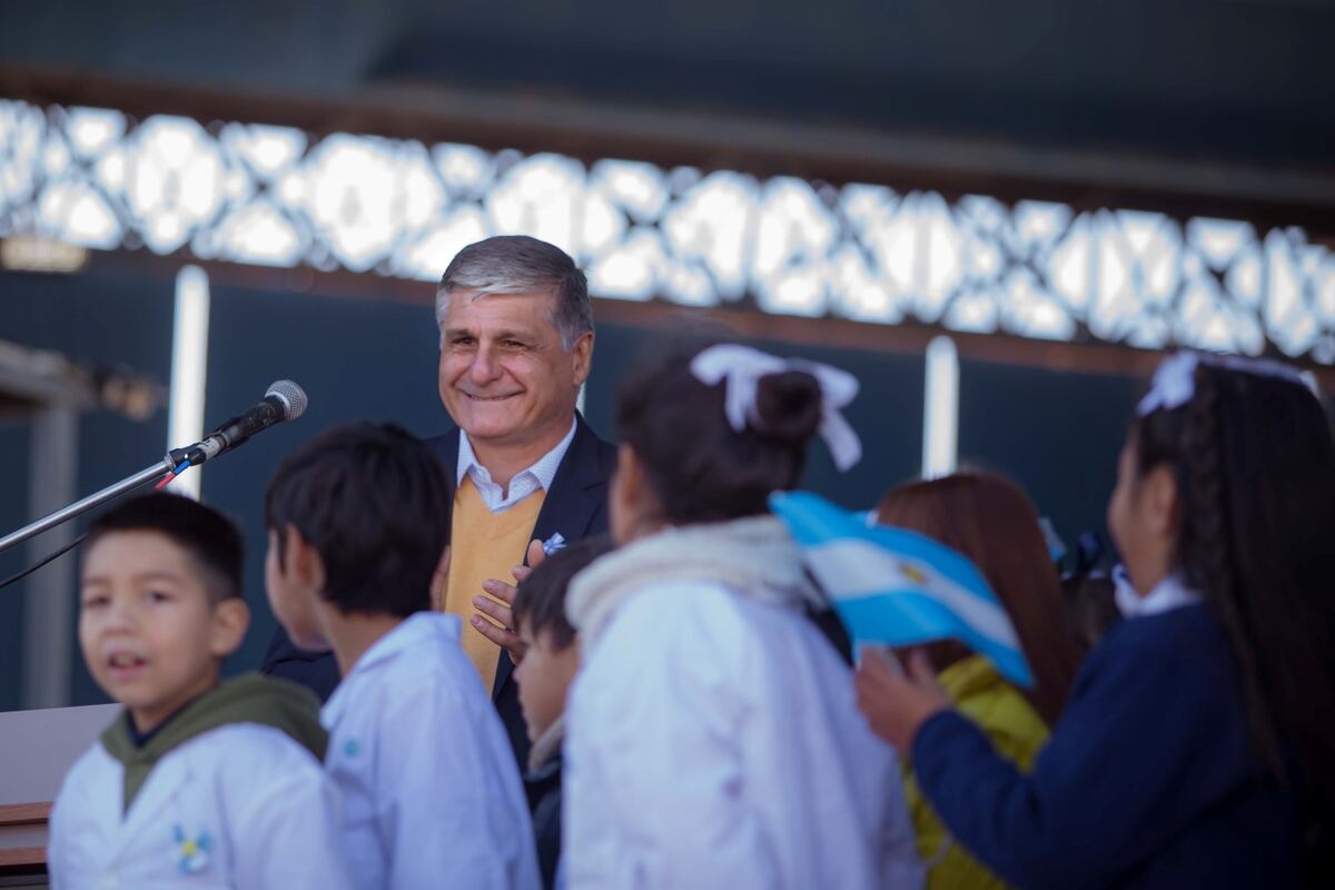 El intendente Raúl Cardinali considera la educación como “una inversión estratégica” para Cosquín.