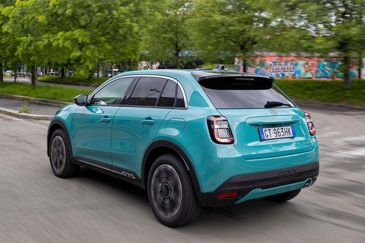 El Fiat 600 Hybrid puede circular en modo eléctrico en congestiones y maniobras como el arranque o el estacionamiento.
