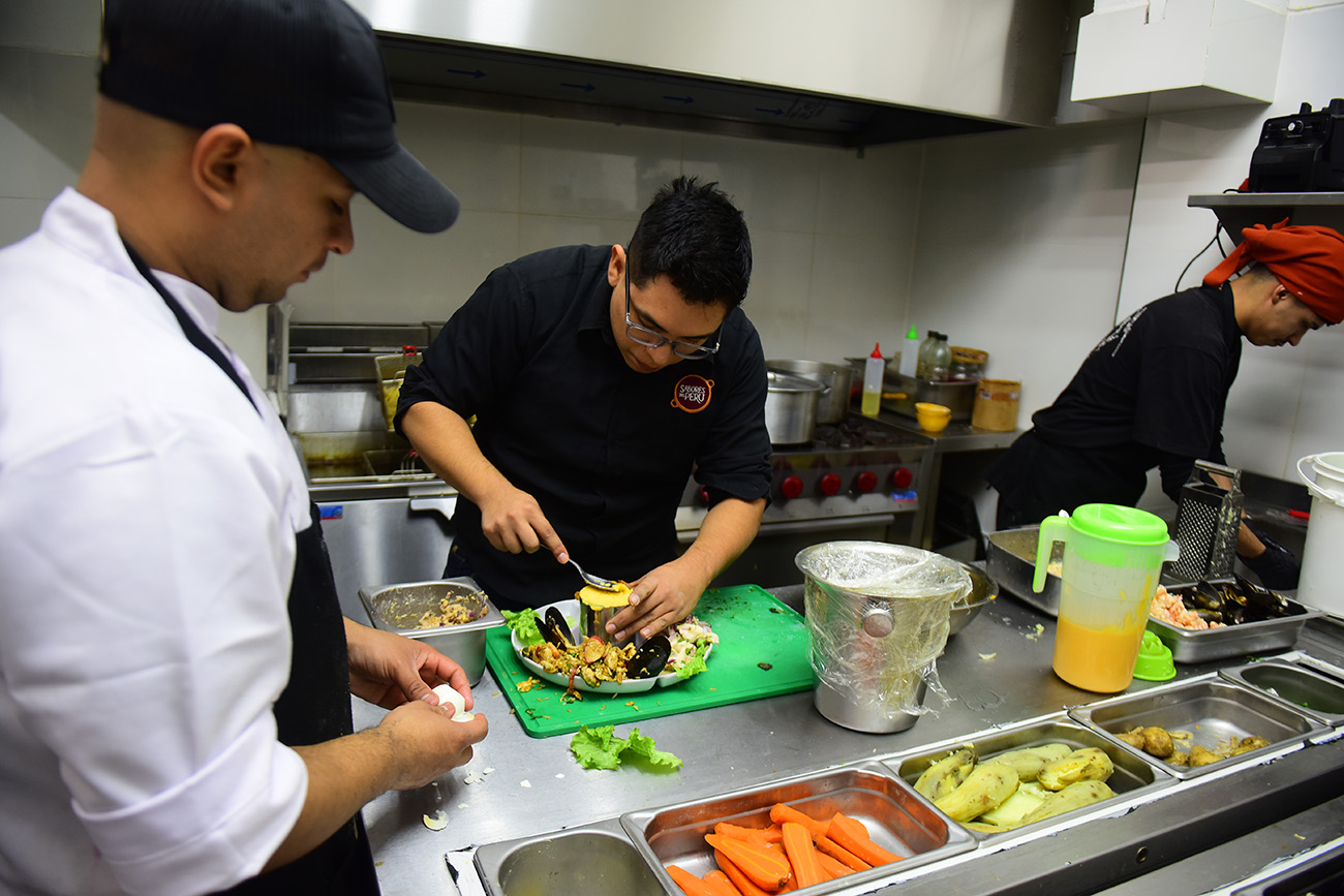 Miguel Valverde en Sabores del Perú Alta Cba Jerónimo Luis de Cabrera 1041. (José Gabriel Hernández / La Voz)