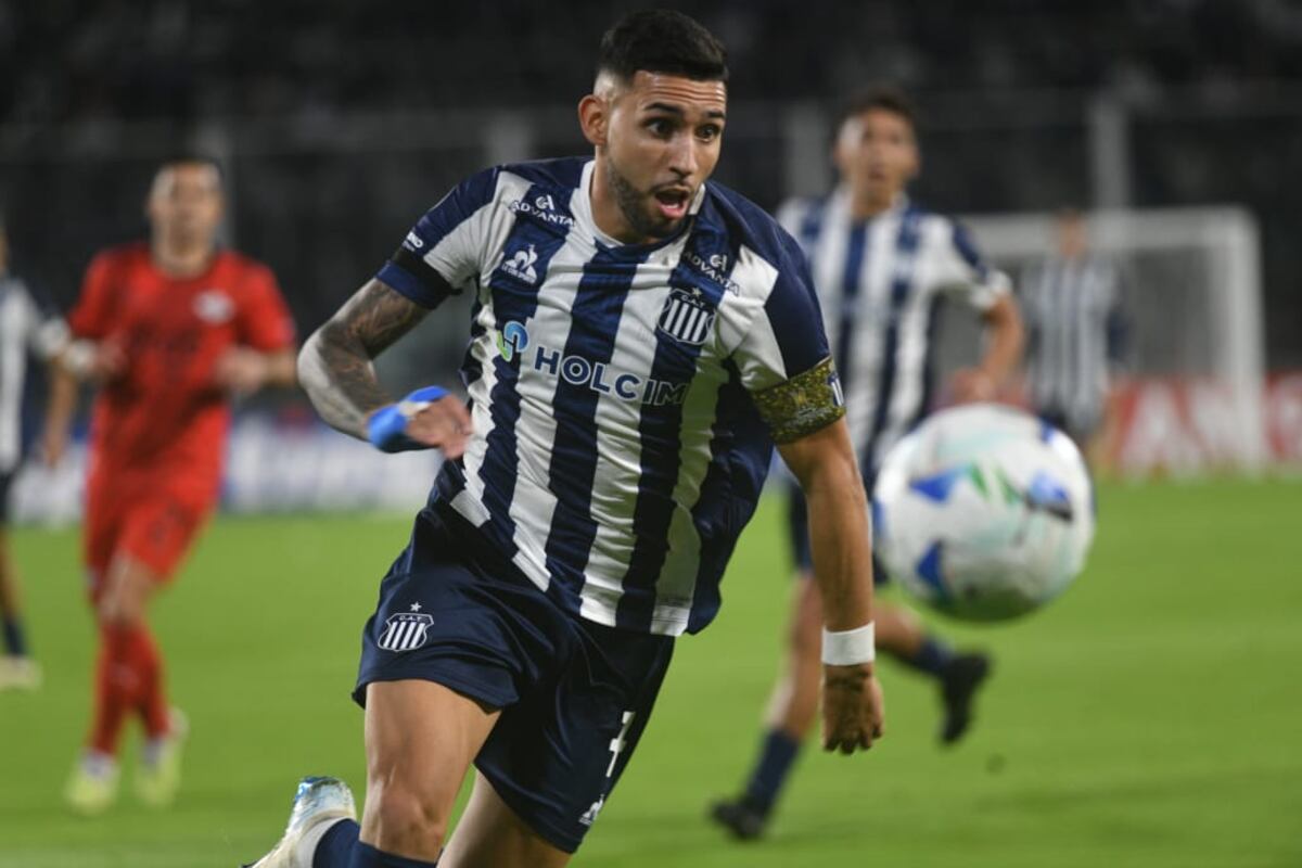 Talleres y Libertad, en duelo por la cuarta fecha del Grupo D de la Copa Libertadores, en el Kempes. (Javier Ferreyra / La Voz)