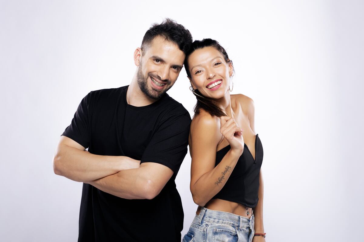 Facundo García y Emi Sánchez, locutores de FM Vida en Córdoba.