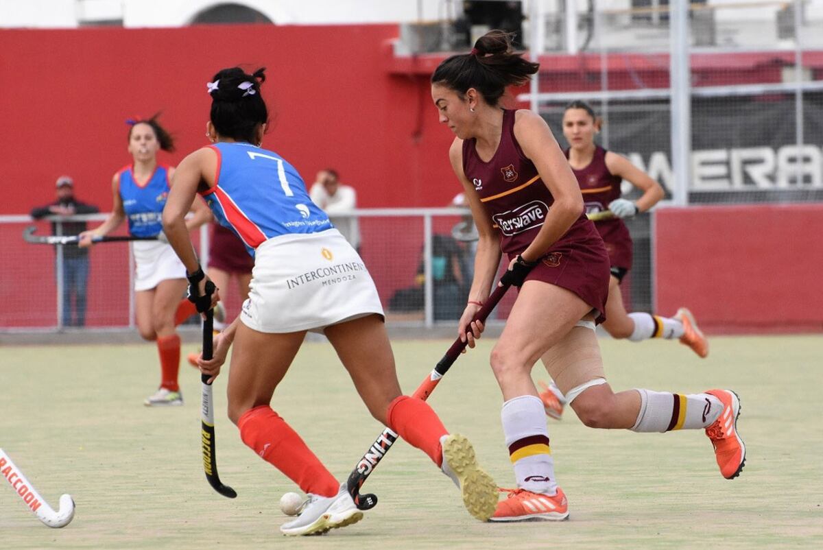 Palermo Bajo se consagró en el Campeonato Regional A de Hockey de Damas. (Prensa Federación Cordobesa / @sacameunafotodeportes)