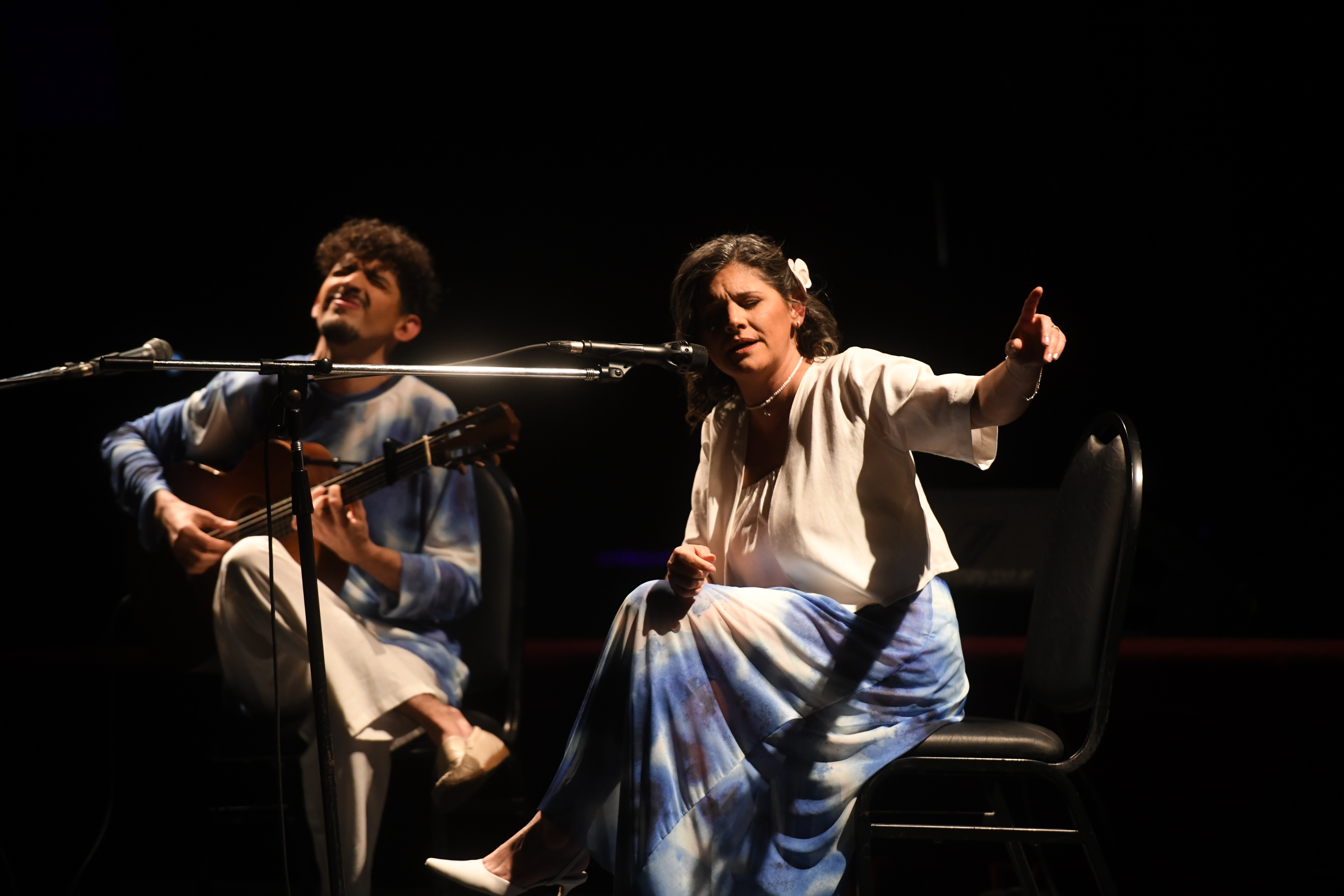 Juan Murúa y su madre Mery en el Teatro del Libertador a finales de agosto. Volverán a tocar a dúo en Cancionar (La Voz/Javier Ferreyra).
