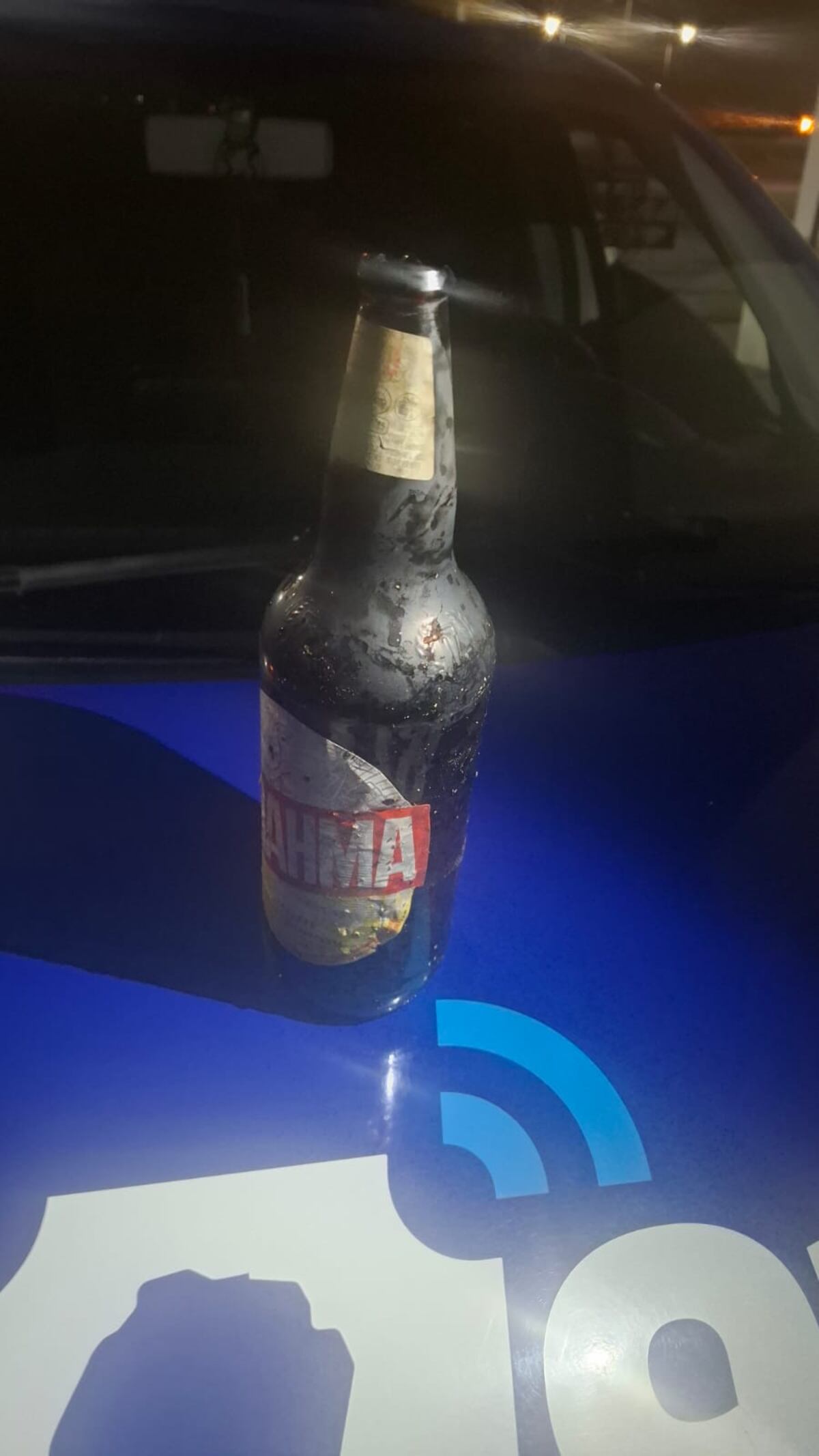 La bomba molotov. (Policía)