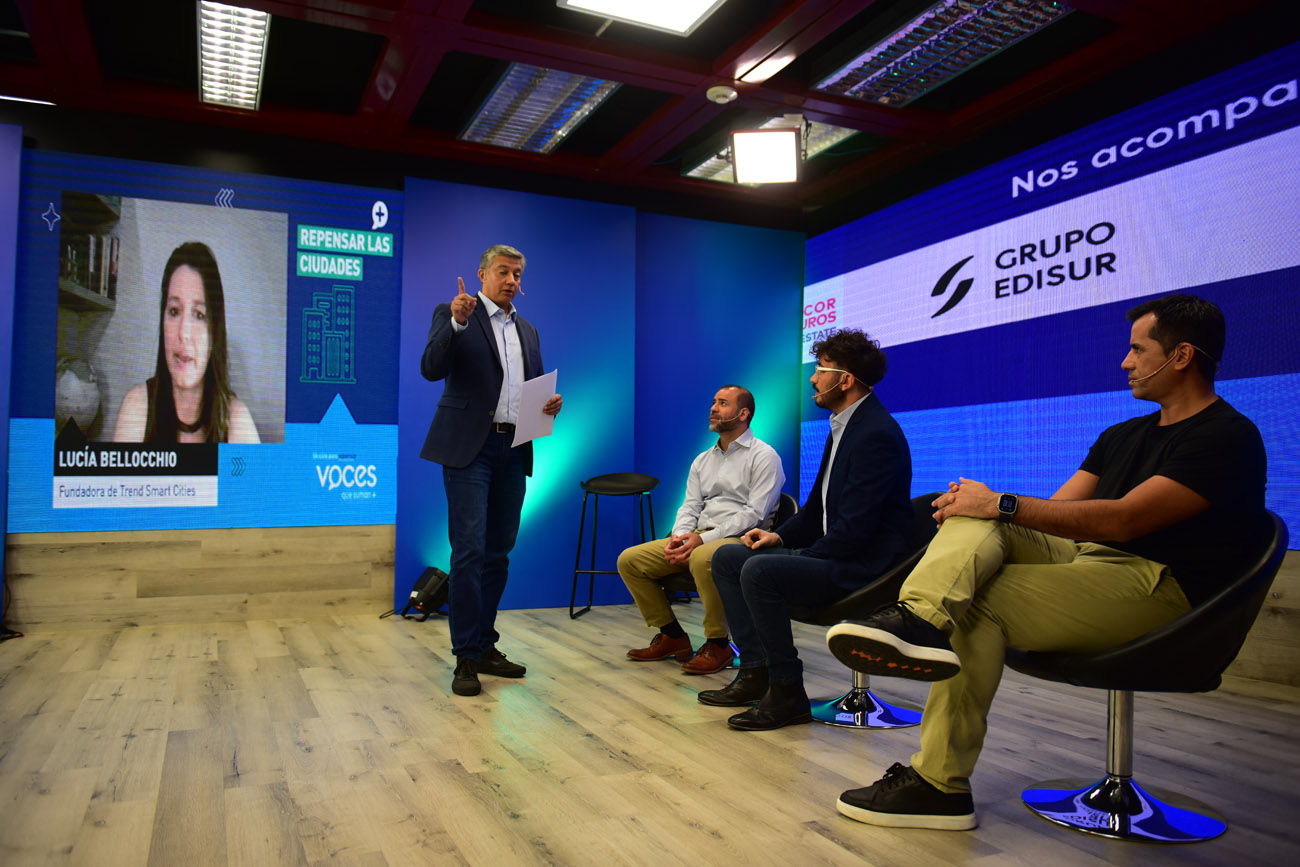 DEMANDAS. Los panelistas coincidieron que las principales demandas de las ciudades latinoamericanas están ligadas a seguridad, movilidad y atención a los vecinos. (Nicolás Bravo / La Voz)