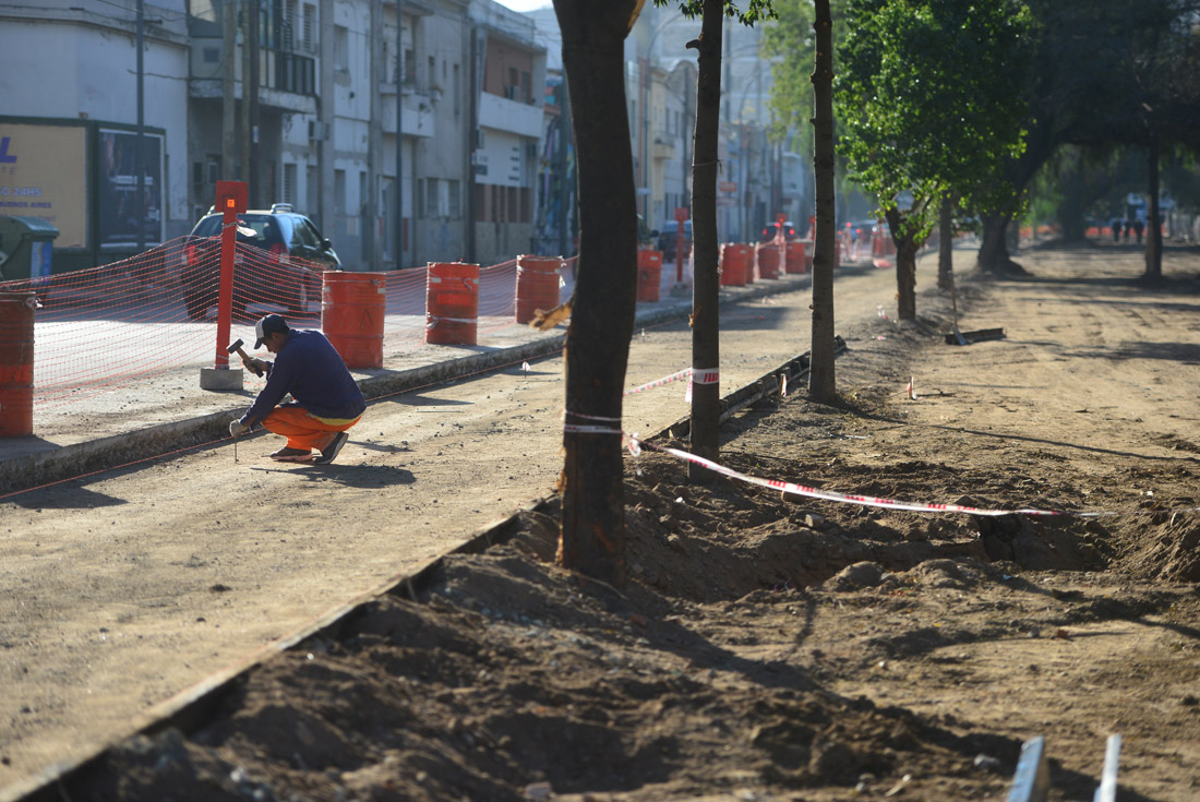 La Municipalidad inició las obras en el parque Las Heras, que incluirán un cerramiento. (Nicolás Bravo)