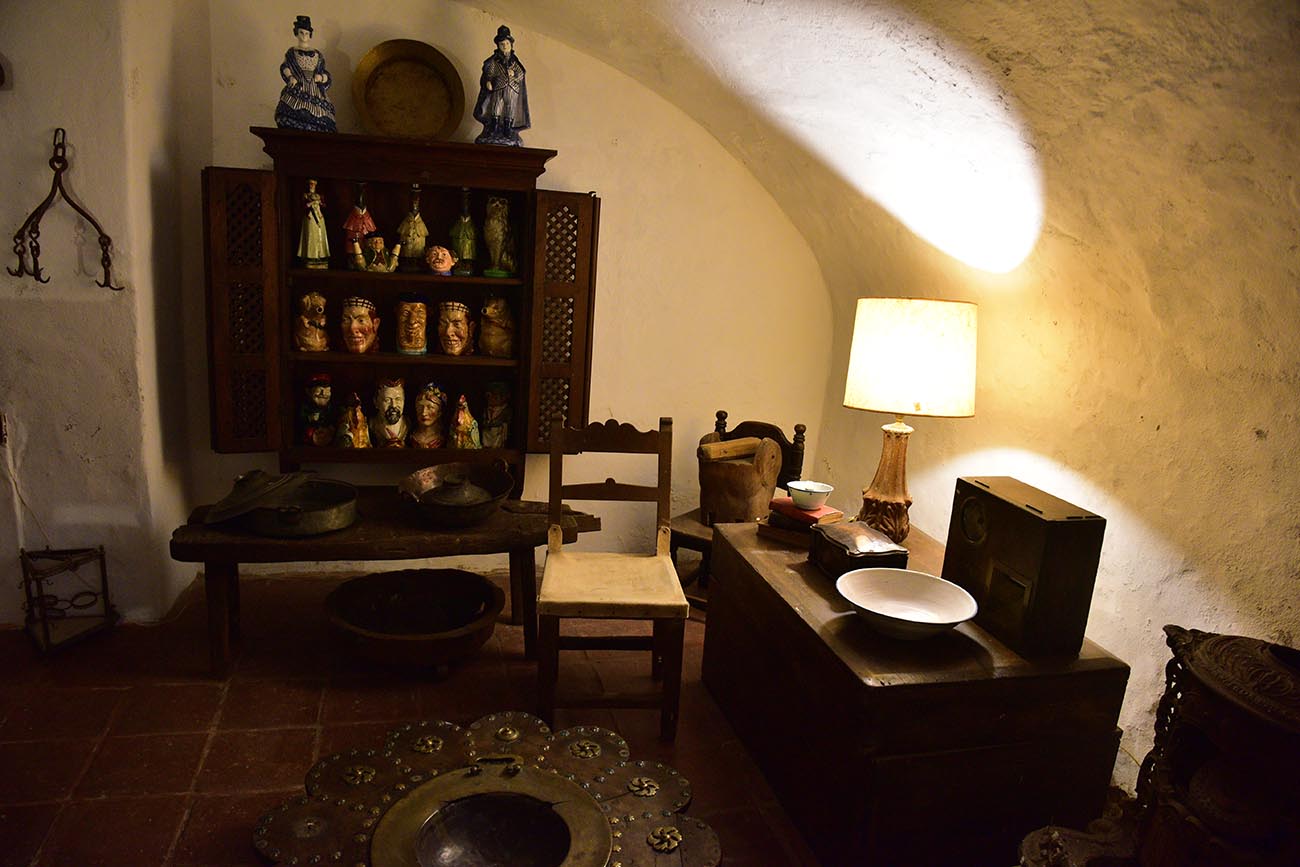 El Hotel Boutique Virreinato, en calle Duarte Quirós, posee túneles y salas que datan de 1670. (José Gabriel Hernández / La Voz)