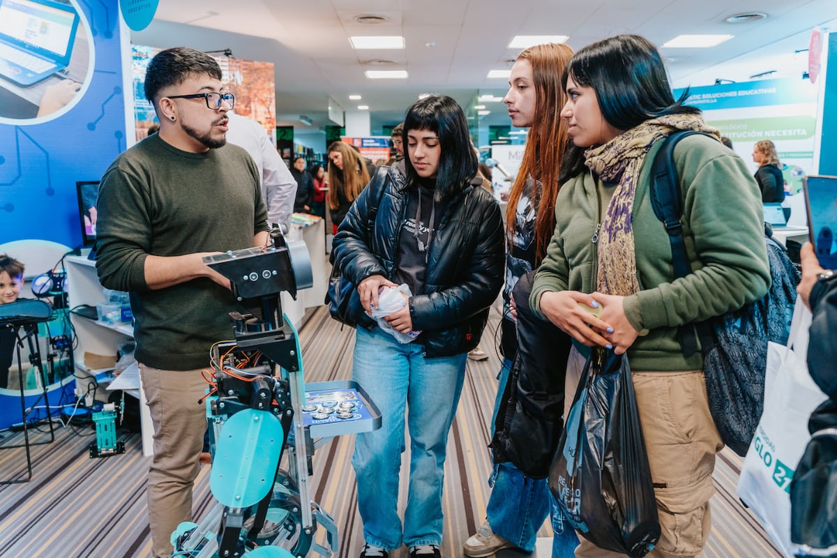 La Feria EdTech reúne a más de 30 empresas nacionales e internacionales mostrarán herramientas que combinan pedagogía y tecnología.