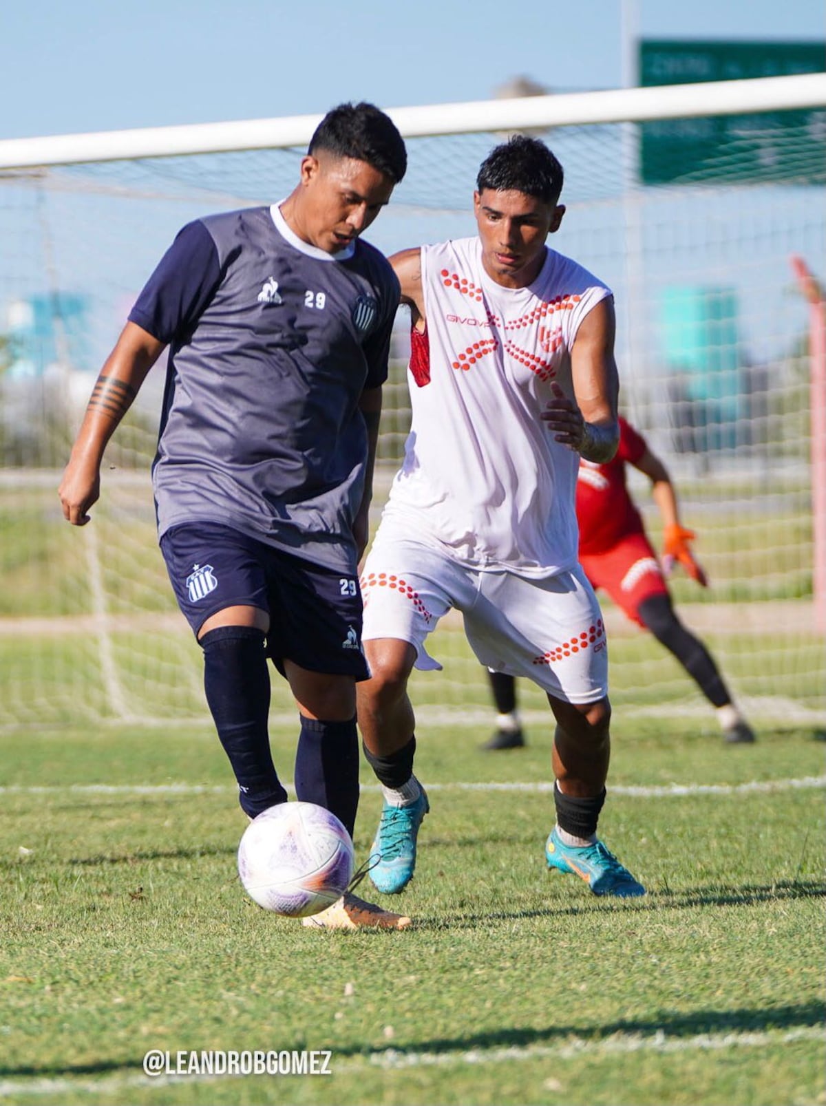 El volante central Jeremías Maldonado jugó en 2023 en Belgrano y ahora lo hace en Talleres, en Liga Cordobesa. (Gentileza).