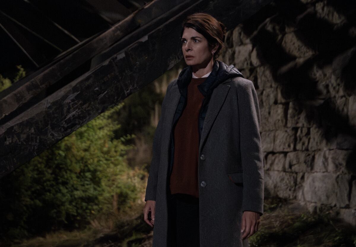 Atrapados.  Soledad Villamil como Ema en Atrapados. Cr. Berna Rode / Netflix ©2025