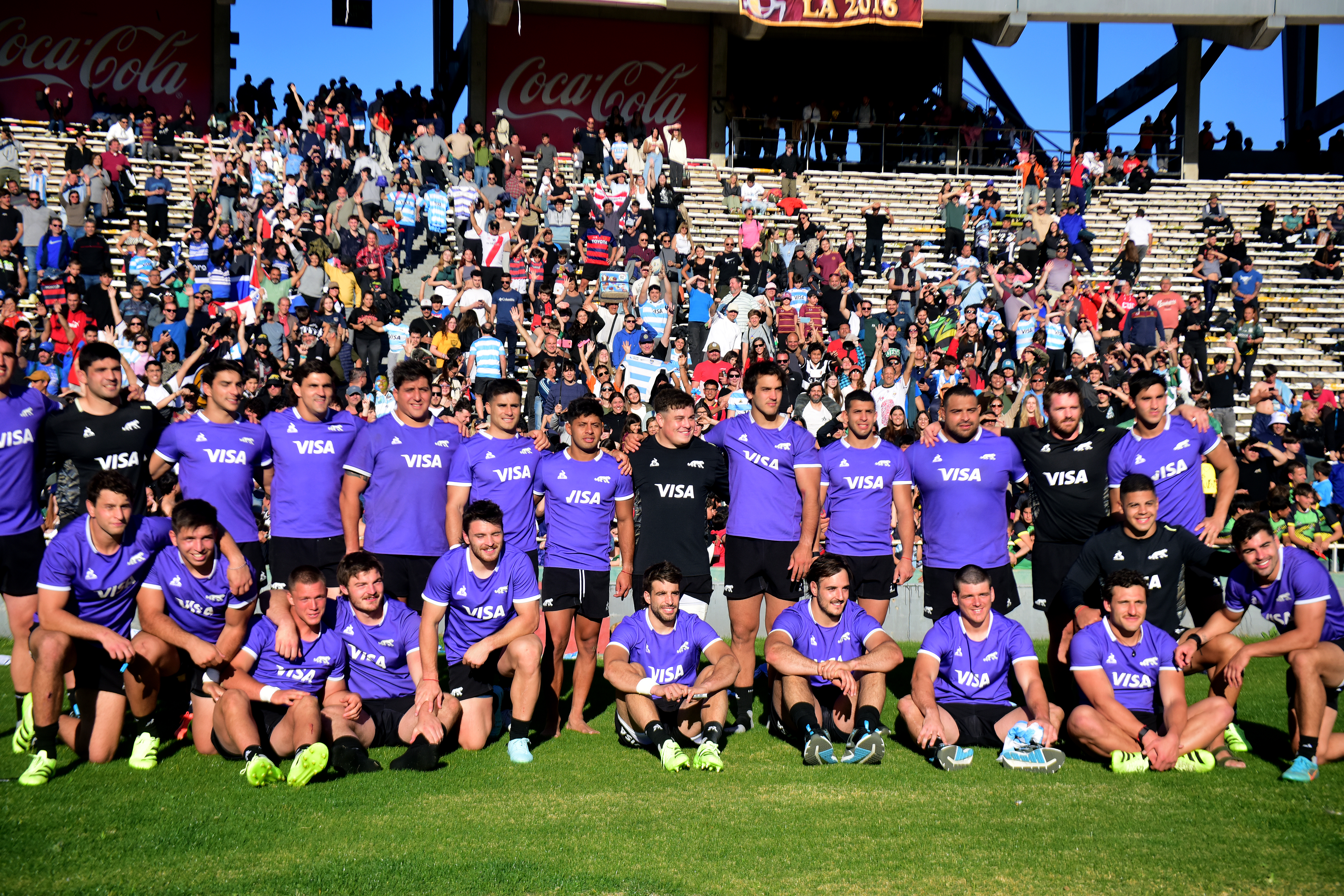 Entrenamiento abierto de Los Pumas en el Kempes. (José Gabriel Hernández / La Voz).