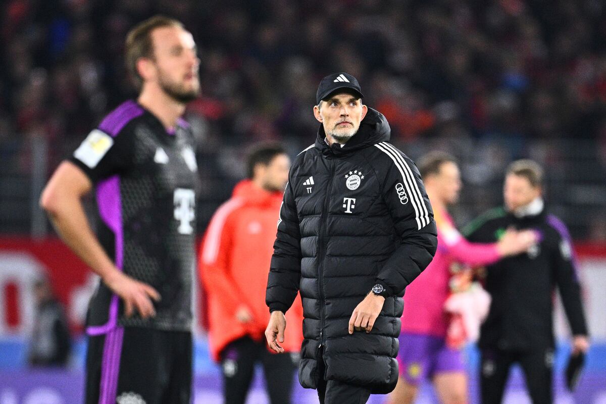 Thomas Tuchel no tendrá a todos sus futbolistas de la mejor manera para el partido clave en Madrid (Tom Weller/dpa via AP)