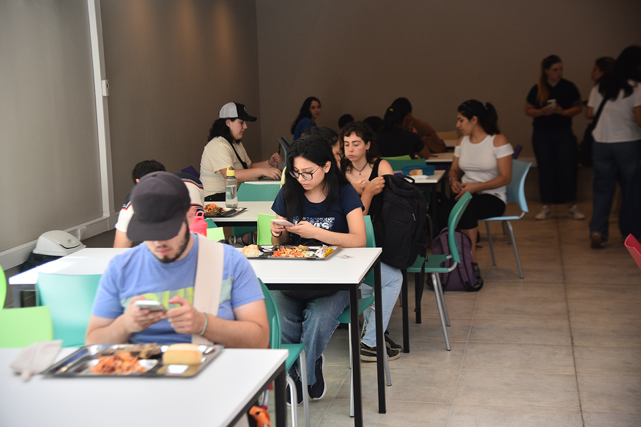 Inauguración del Comedor Universitario ubicado en el centro de Córdoba  (Pedro Castillo / La Voz)