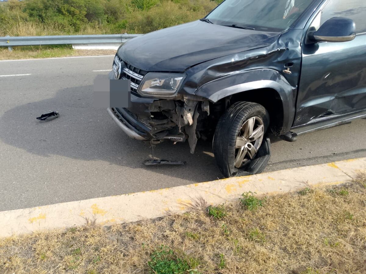 Siniestro fatal en Villa Dolores: un motociclista falleció tras chocar con una camioneta. (Policía de Córdoba)