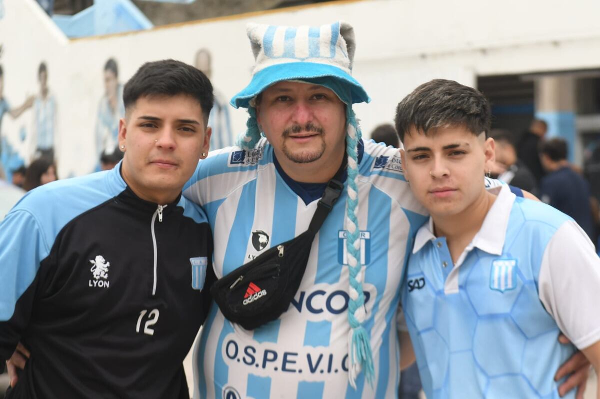 Cara 'e Cancha de Racing en la previa del partido con Ferro. (Ramiro Pereyra / La Voz)