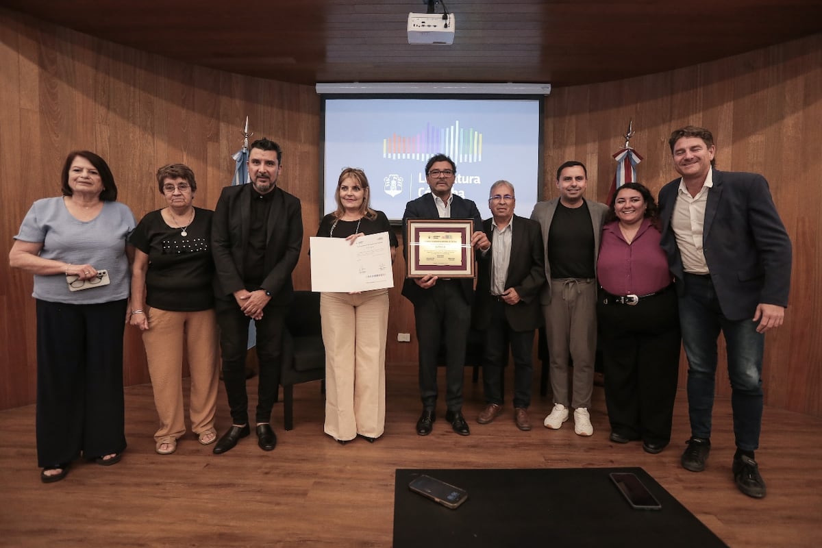 Reconocimiento a Suvico por sus 50 años de trayectoria.