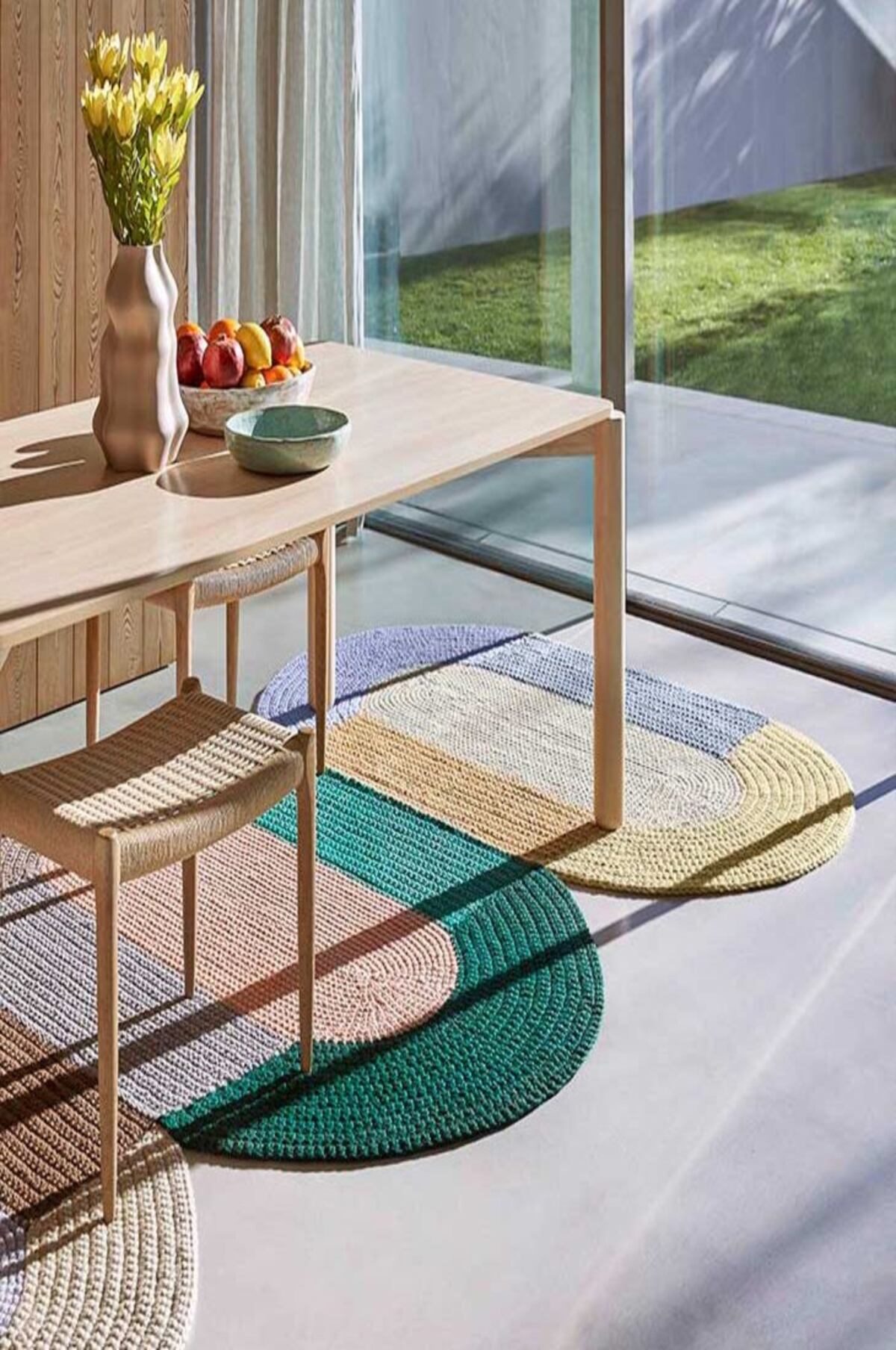 Detalles y colores en las alfombras Crochet.