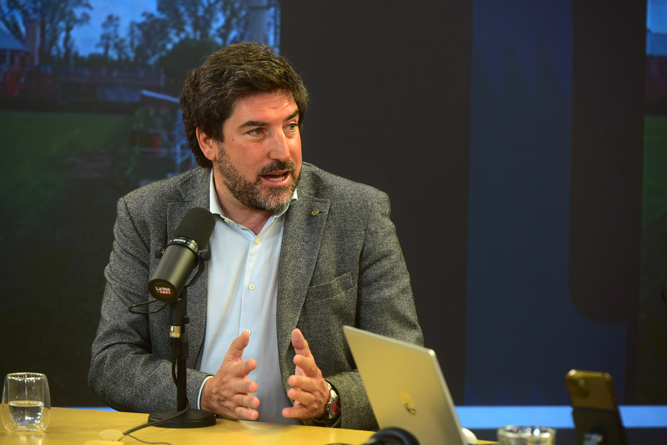 Ezequiel Mallía, presidente del Jockey Club Córdoba, en el streaming de La Voz en Vivo. (Nicolás Bravo / La Voz)