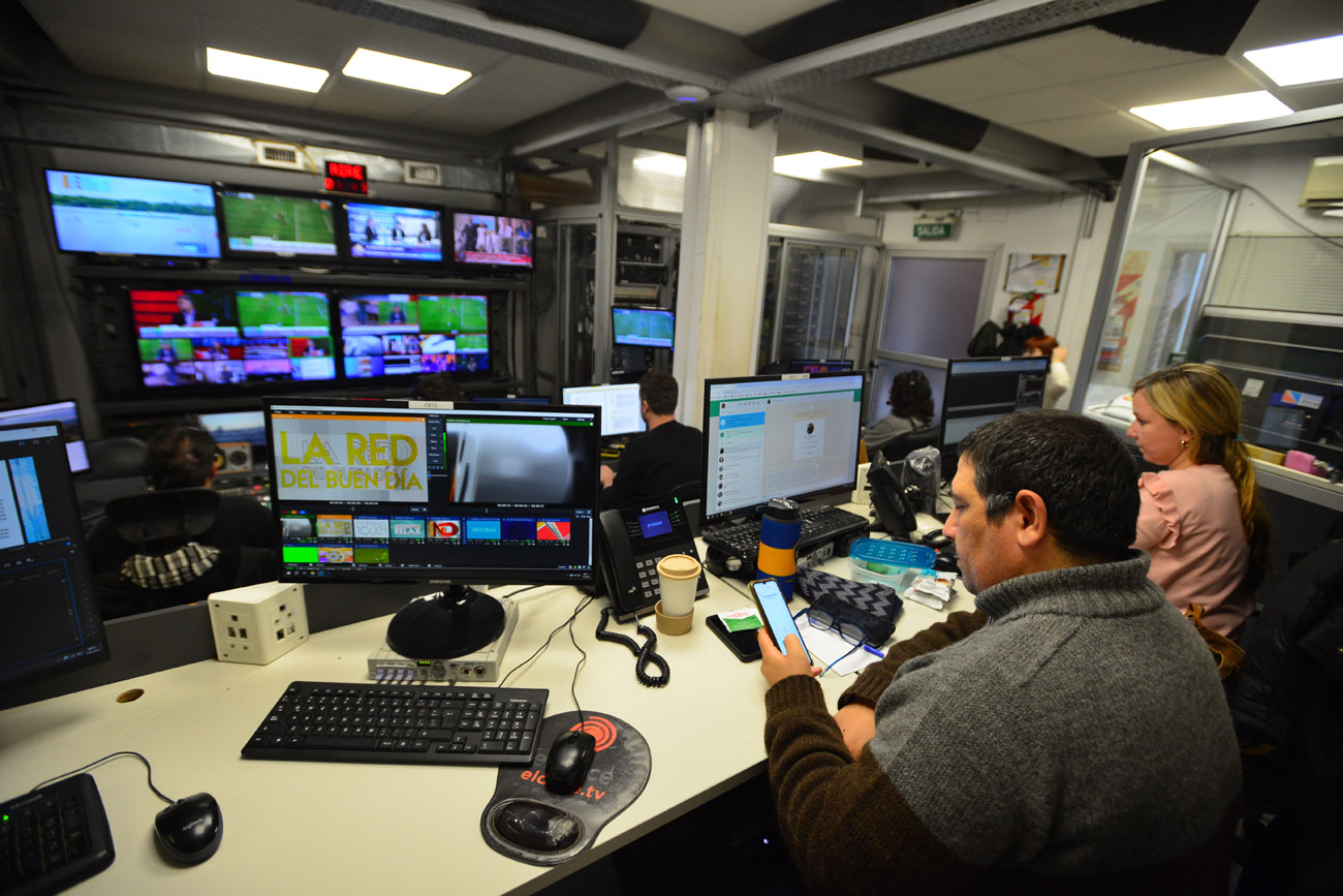 El programa Arriba Córdoba, noticiero matutino de Canal 12, cumple 20 años. (Nicolás Bravo / La Voz)