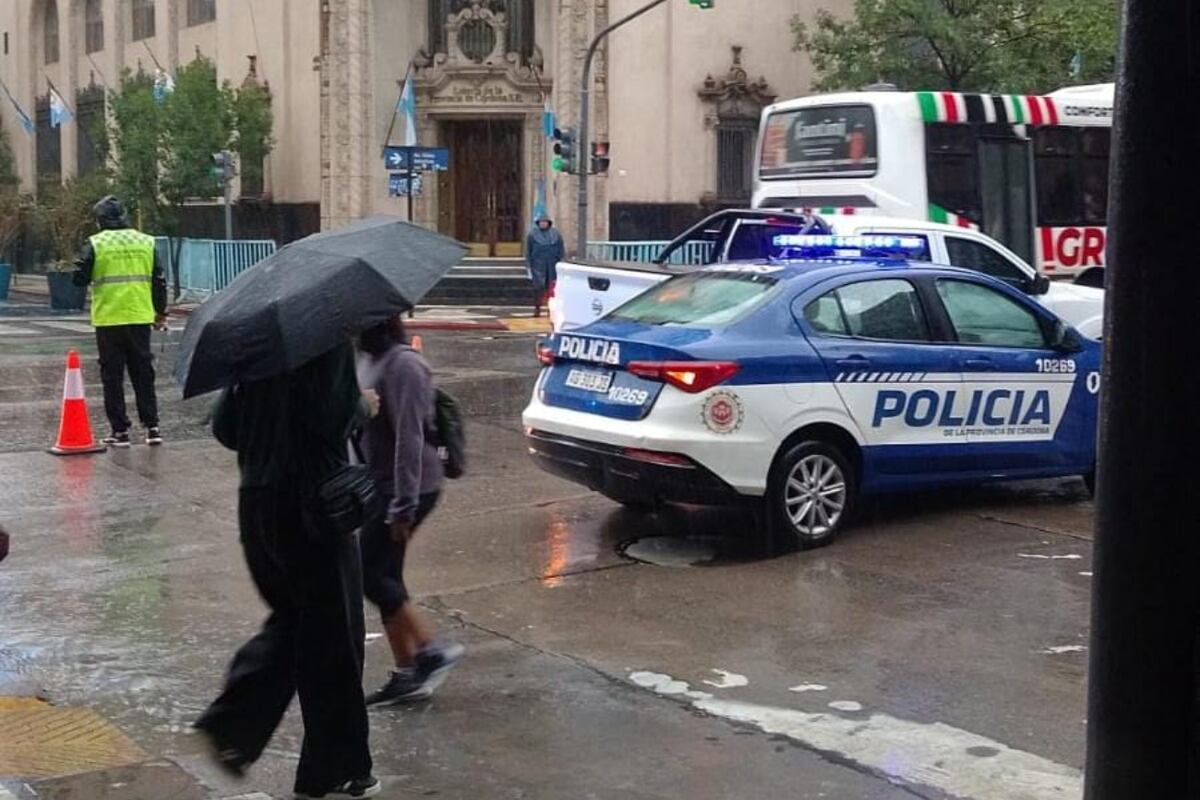 Murió una mujer atropellada por un colectivo en pleno centro. (Policía de Córdoba)