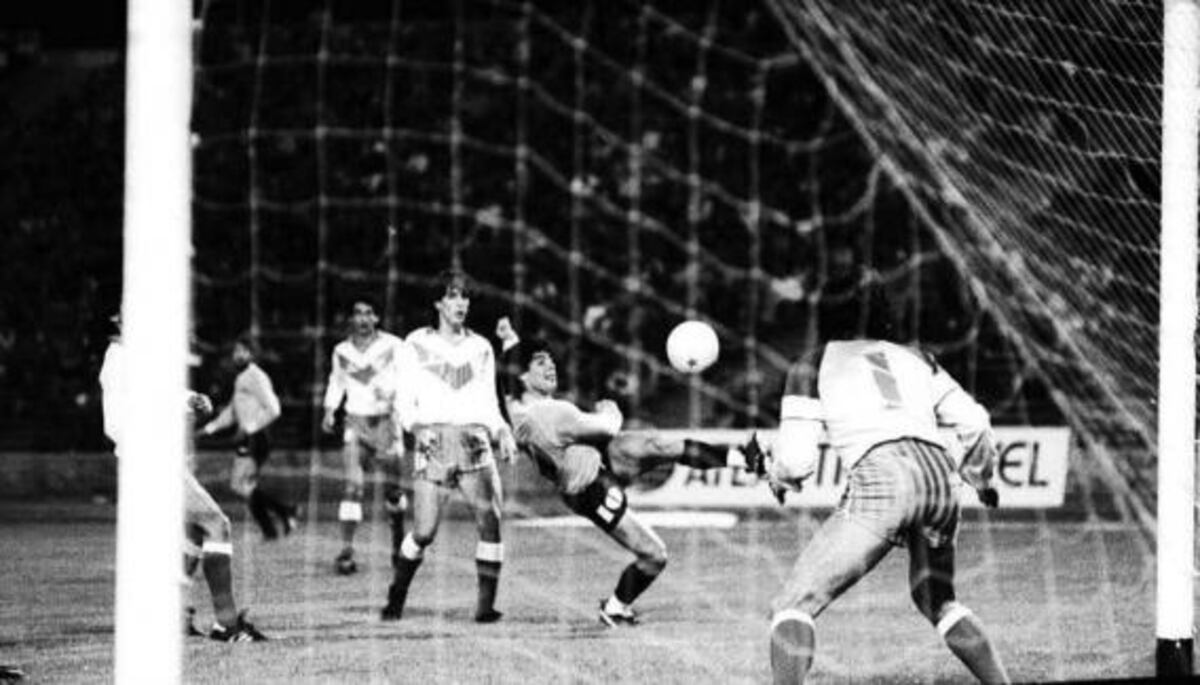 El día que Maradona jugó en Belgrano