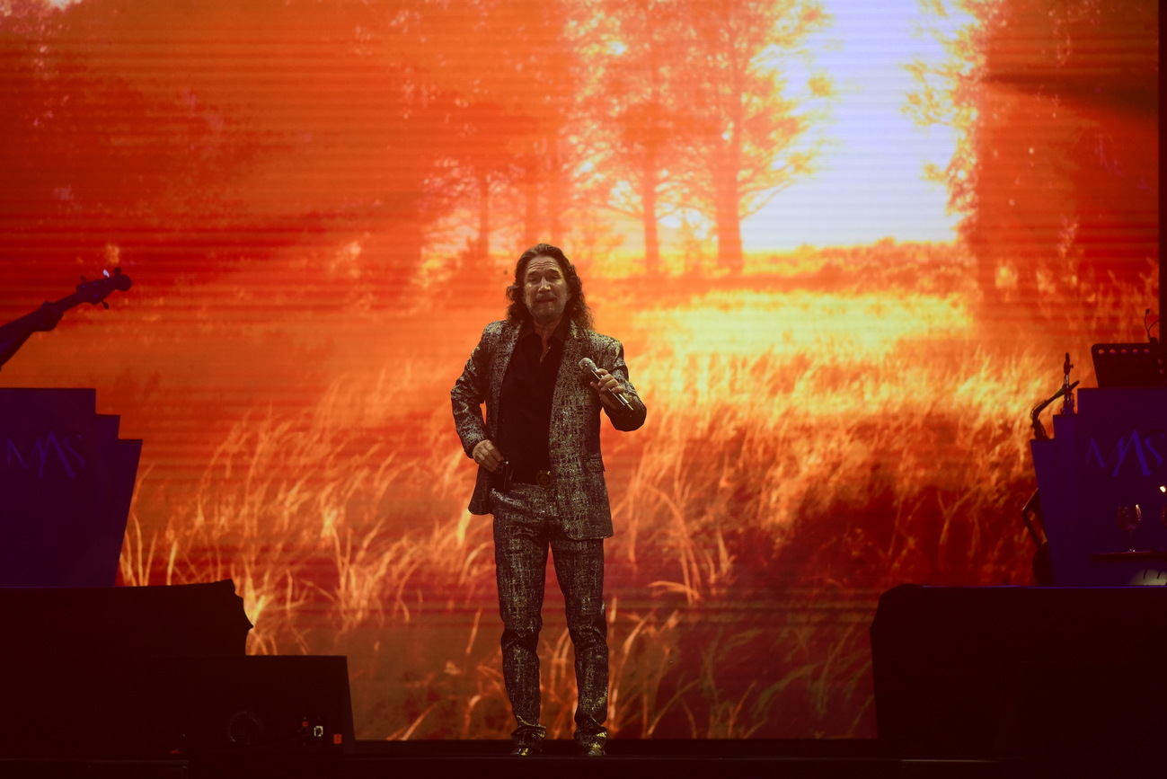 Presentación de Marco Antonio Solís en Córdoba en el Estadio de Instituto con MAS CERCA DE TI WORLD TOUR 2025.(César Heredia / La Voz)