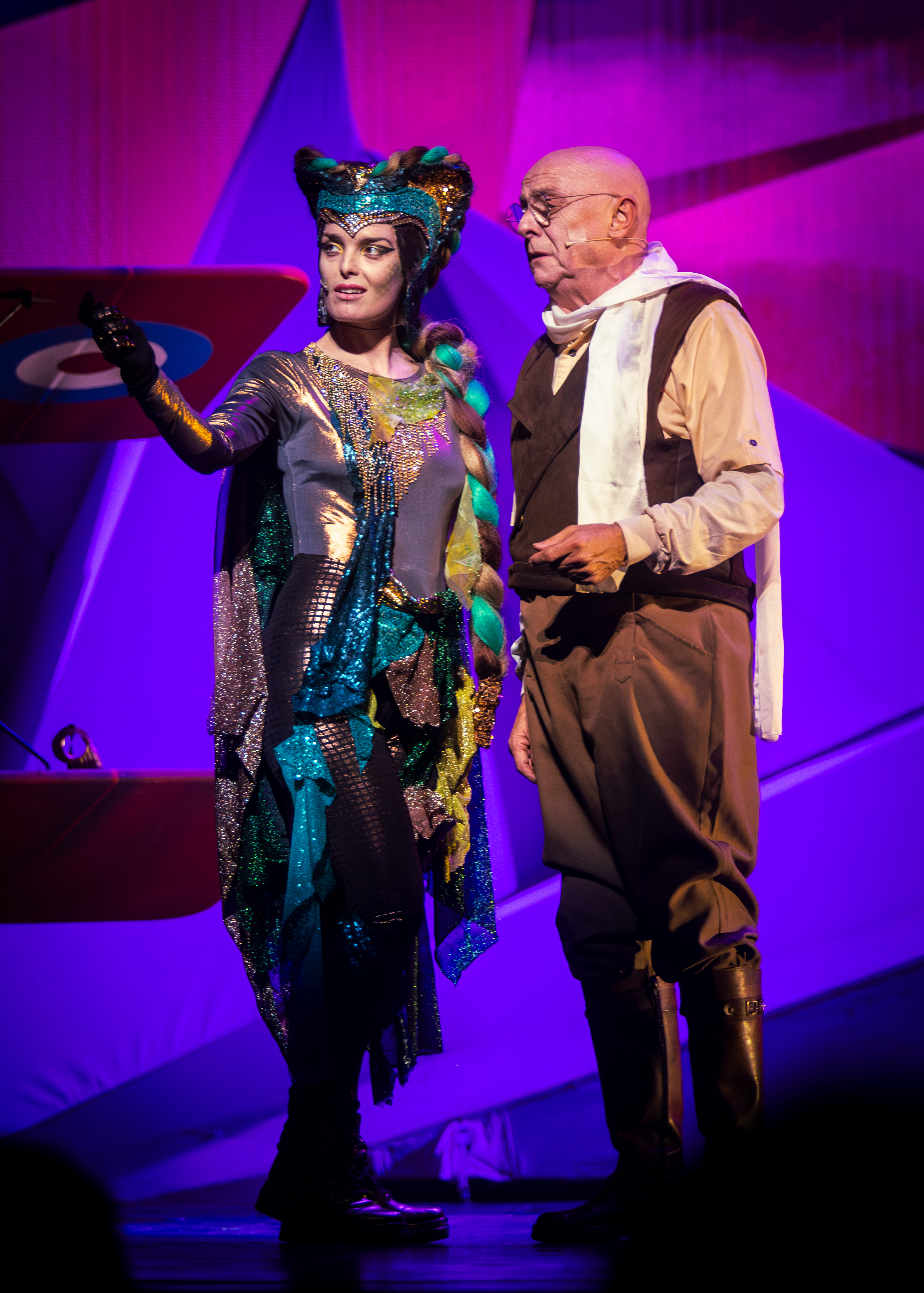 Florencia Otero y Juan Carlos Baglietto en un pasaje de "El Principito, una aventura musical". (Prensa EP)