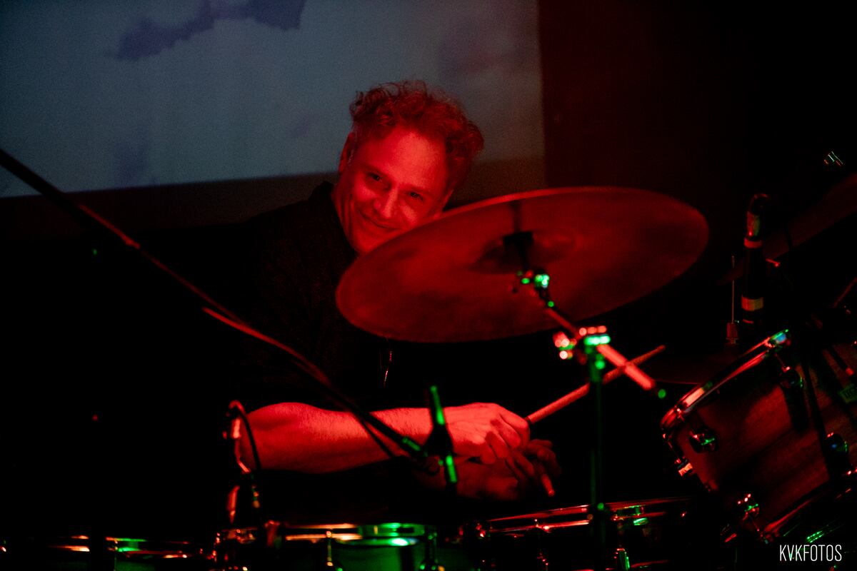 Timothy Cid, baterista de Funky Torinos. (Gentileza KVK Fotos)