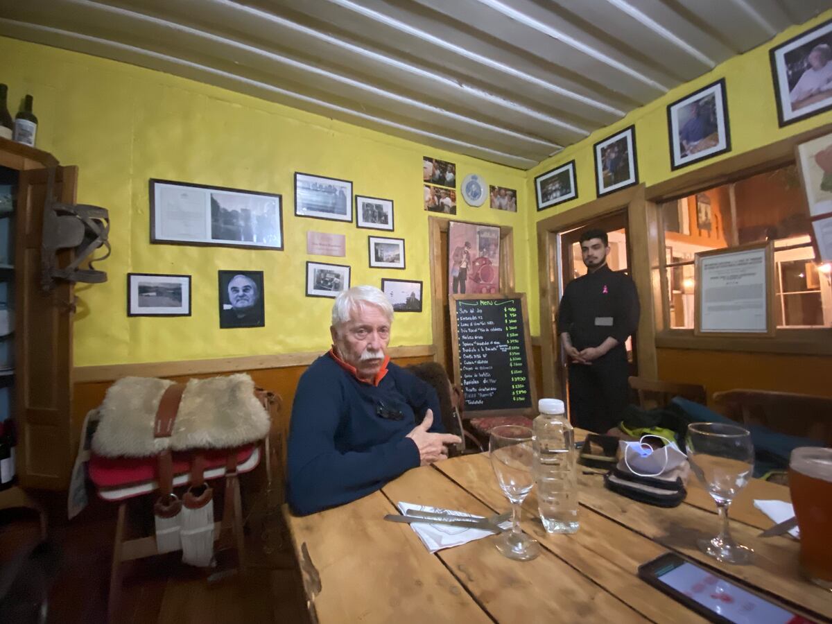 Enrique Chasco, el actual dueño del Almacén Ramos Generales. (Magalí Gaido/Voy de Viaje)