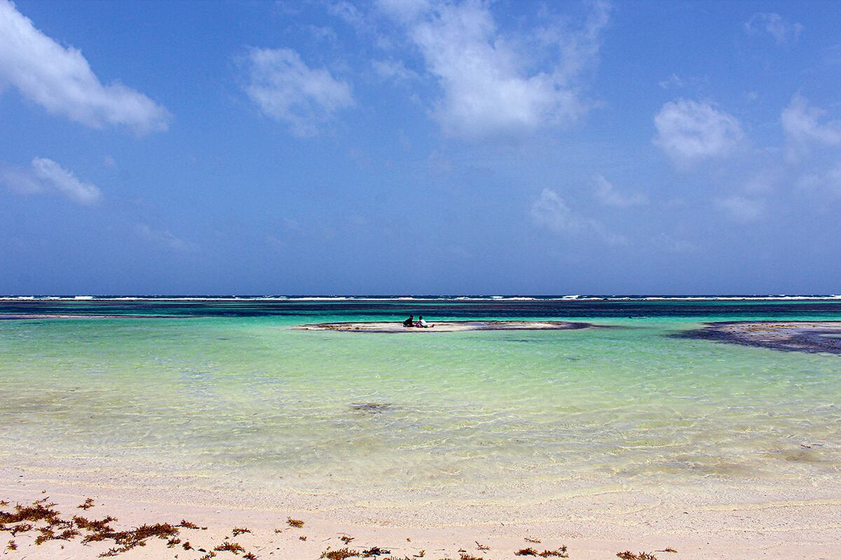 Distintas opciones de playas, que hacen la diferencia: Mahahual. (Foto: Daniel Santos)