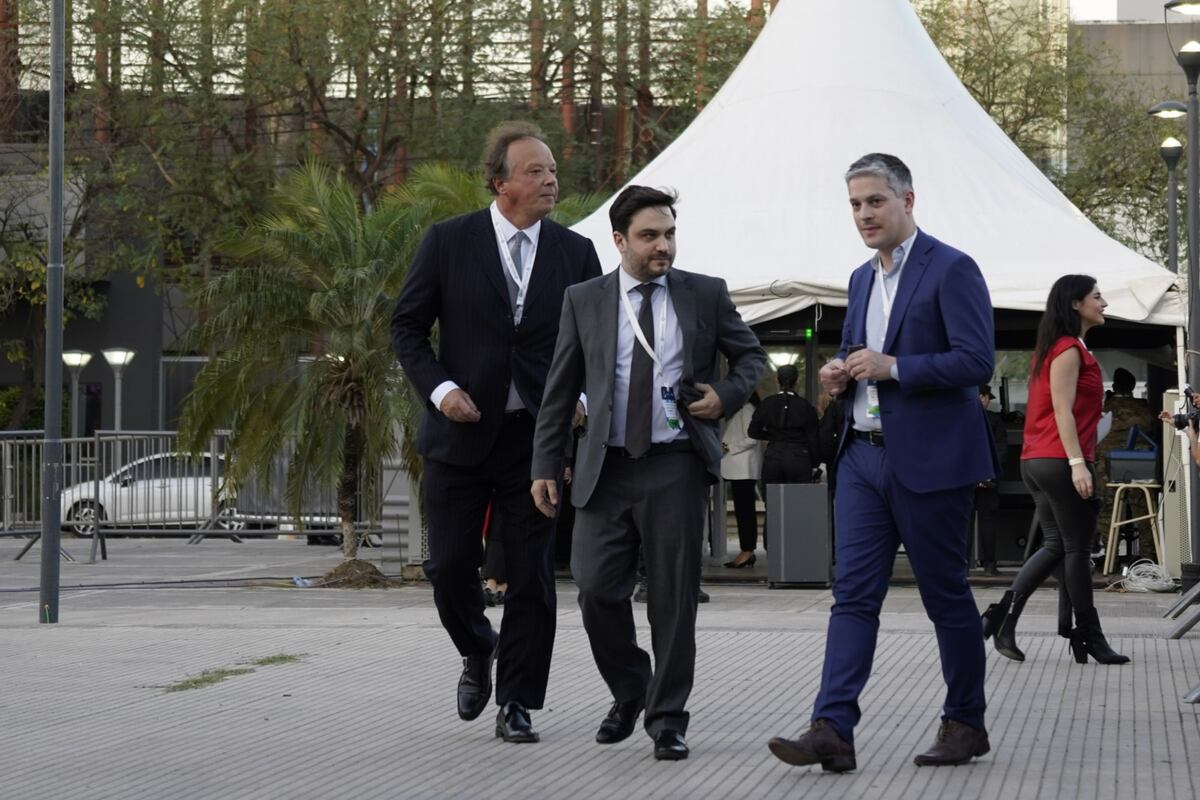 La previa del debate presidencial en Santiago del Estero. (Fotos Clarín)