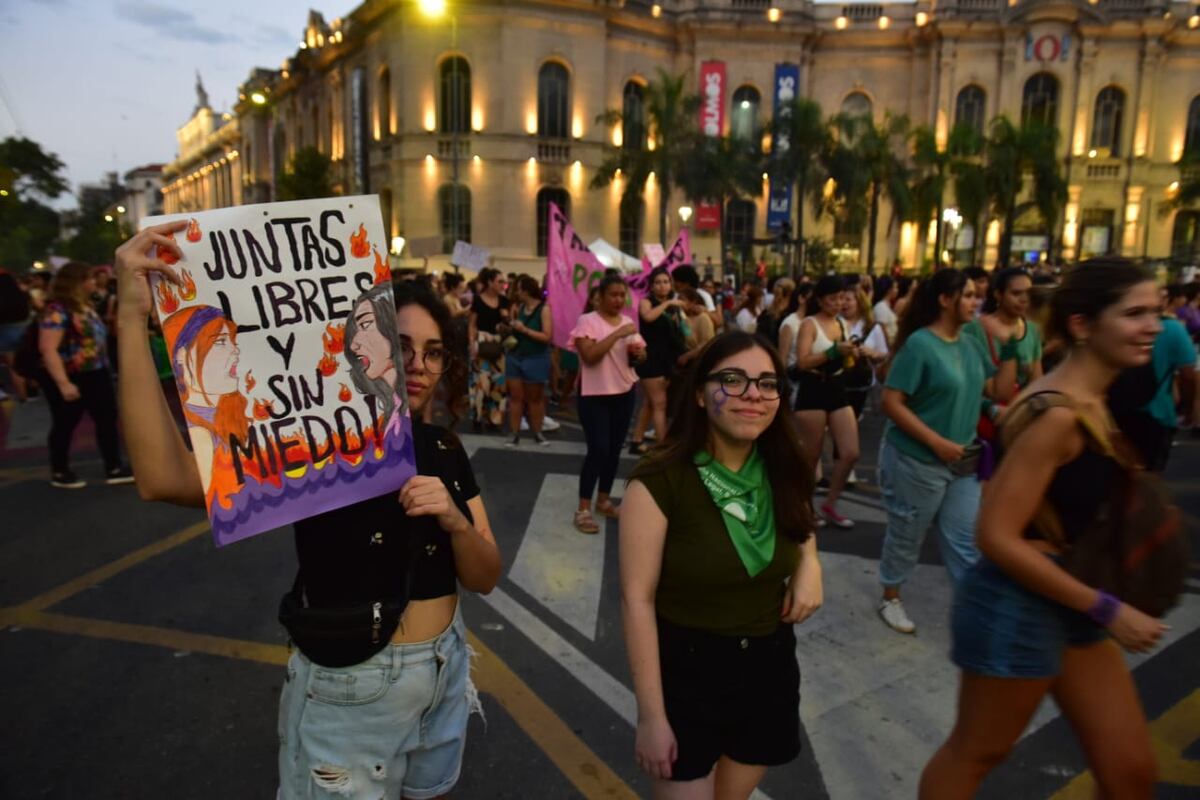 La marcha 8M en Córdoba (Nicolás Bravo/LaVoz).