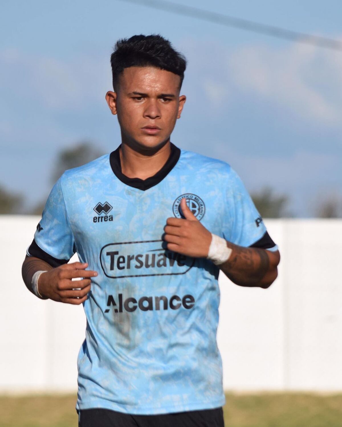 El volante central Jeremías Maldonado jugó en 2023 en Belgrano y ahora lo hace en Talleres, en Liga Cordobesa. (Gentileza).