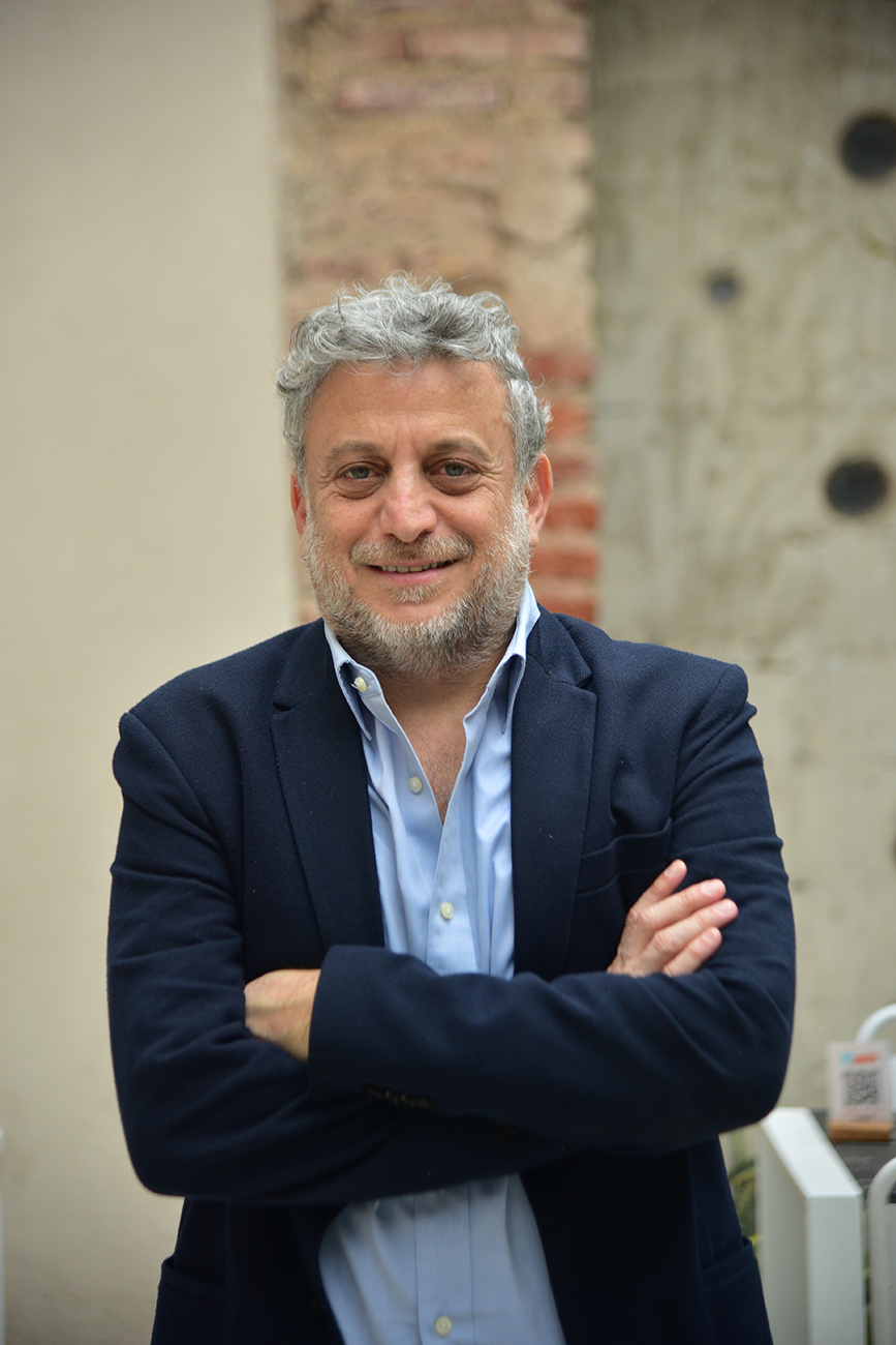 Leandro Cahn, director de la Fundación Huésped, viene a presentar dos libros de ESI a Córdoba. (Pedro Castillo / La Voz)