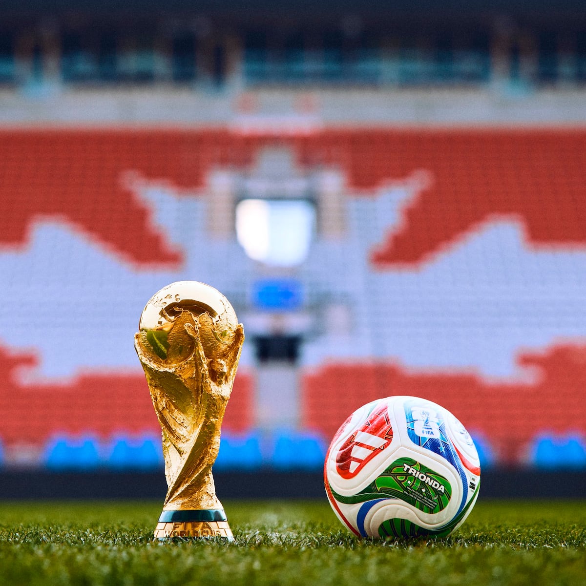 Adidas presentó la pelota para el Mundial. (Prensa Adidas).
