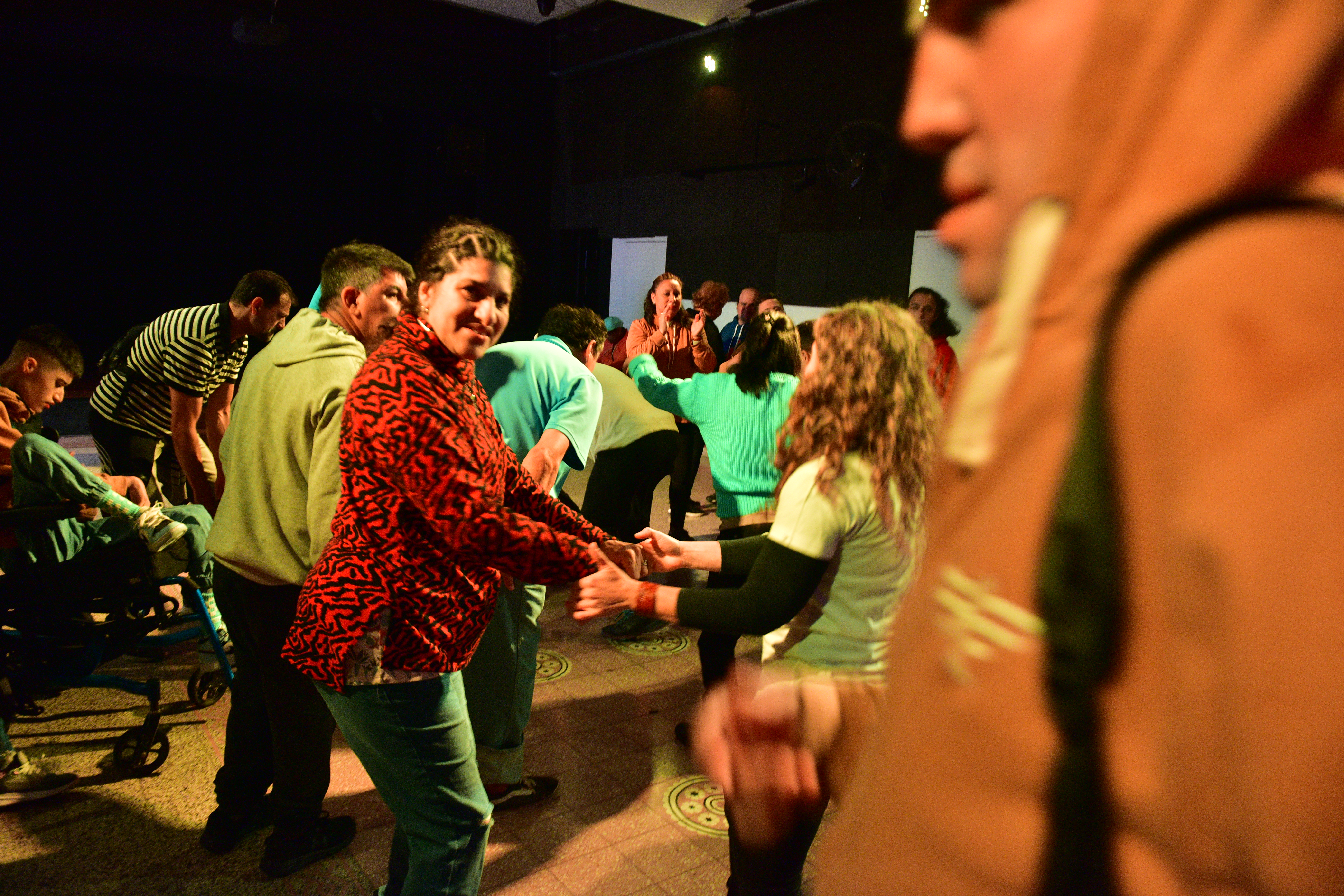 Matiné para personas con discapacidad. Lugar Centro CUltural Maria Carena. (José Gabriel Hernández/La Voz)