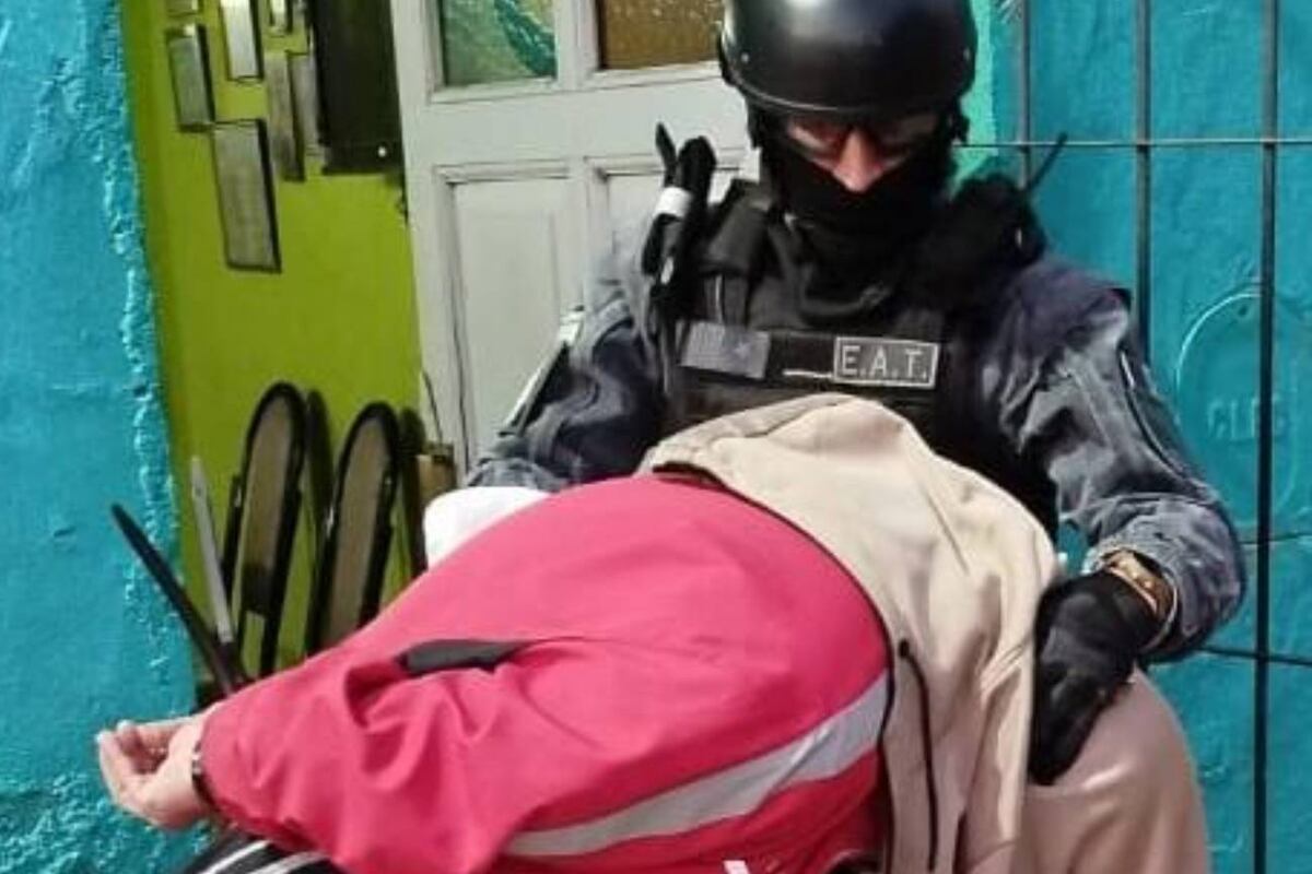 Córdoba: desbaratan una banda narco familiar en San Vicente y detienen a cinco personas