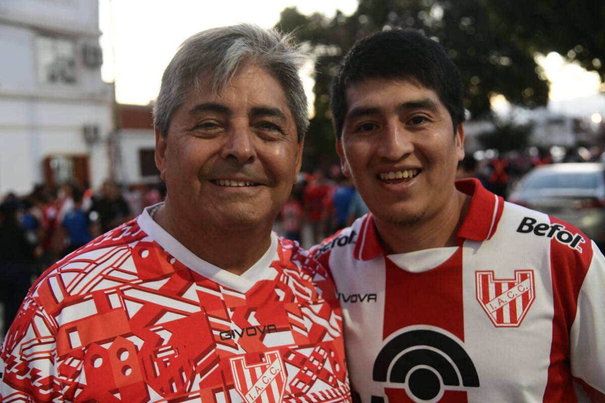 Cara e cancha Instituto vs Lanús. (Javier Ferryera / La Voz)