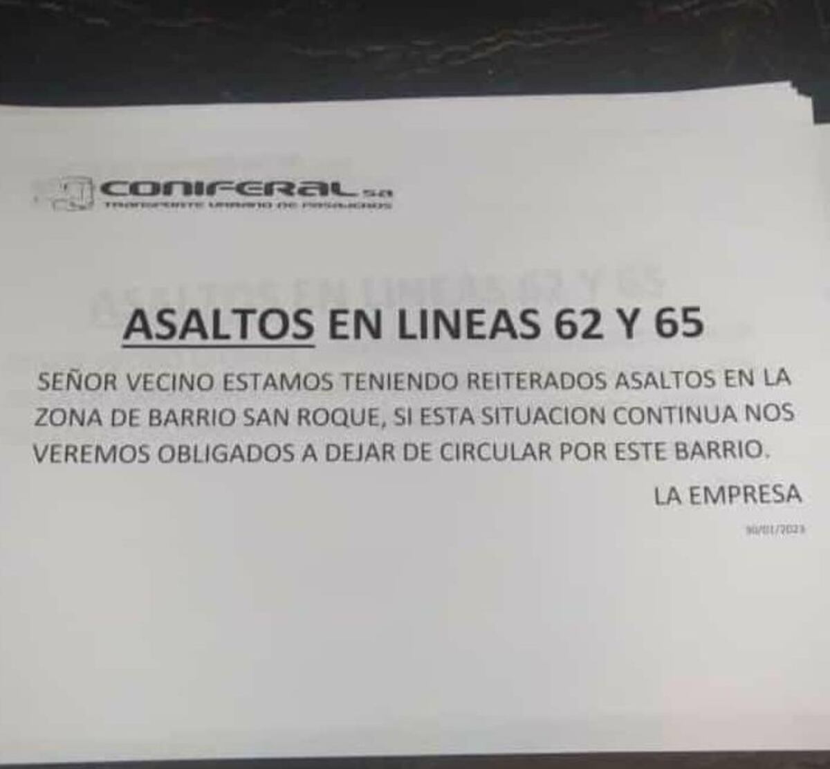 La advertencia que colocaron en los coches de Coniferal (La Voz).