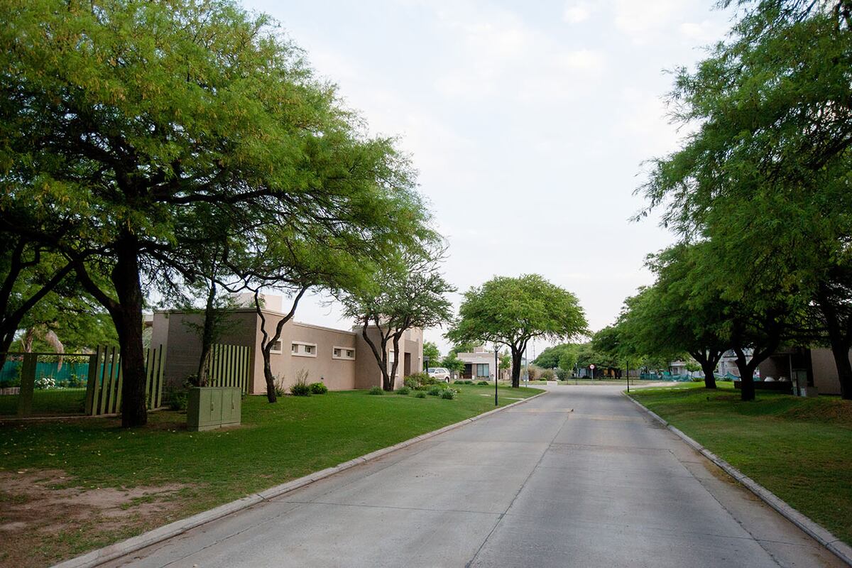 En Manantiales, todos los vecinos pueden encontrar una plaza o un espacio verde a una distancia máxima de cinco cuadras. (Grupo Edisur)